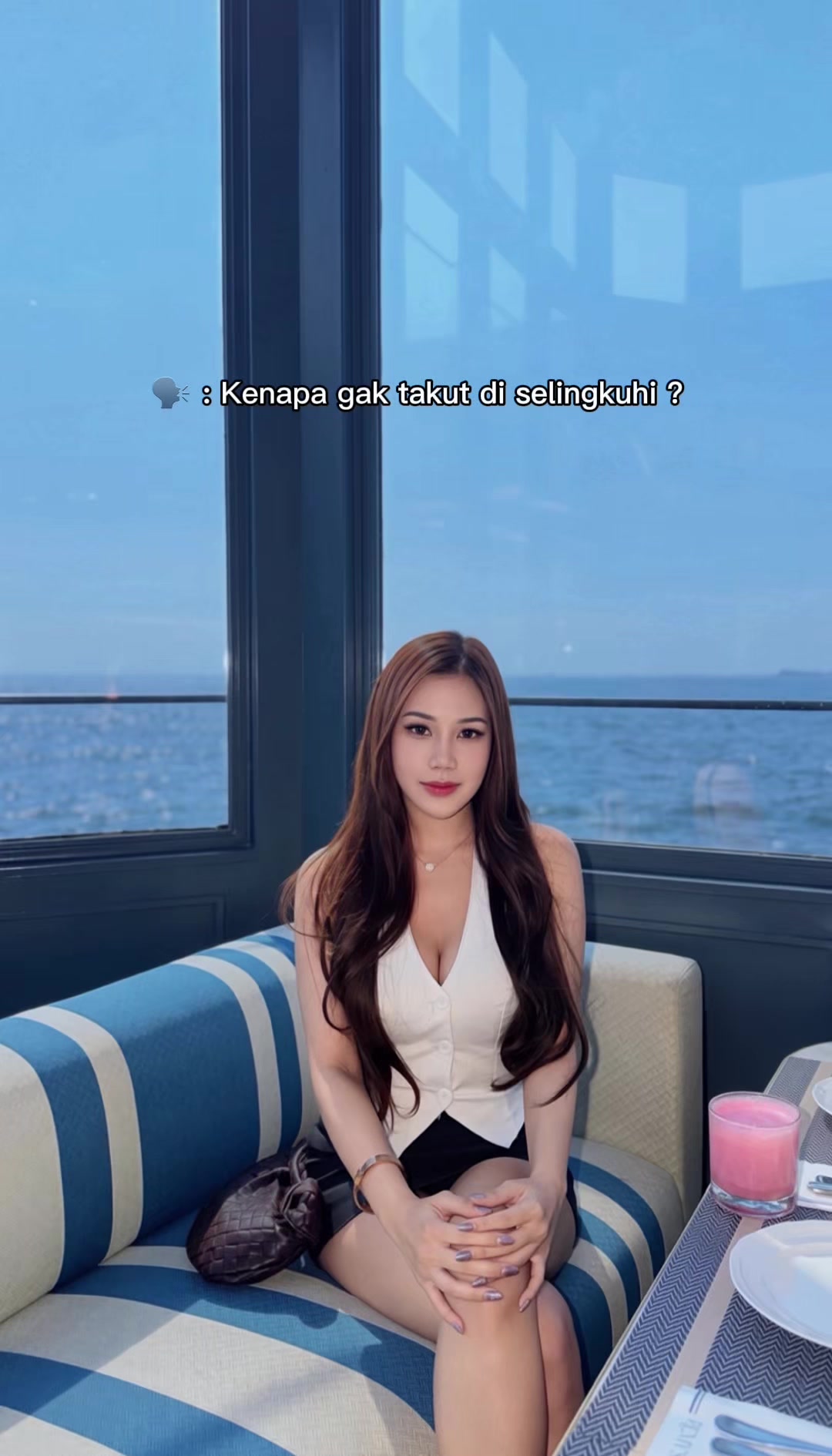 @Chellieee