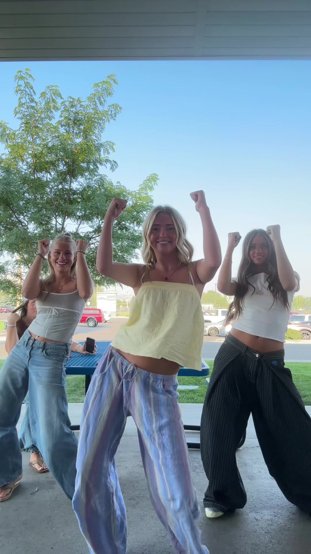 @thegracieedwards