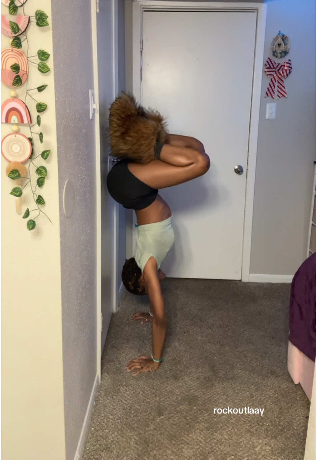 @rockoutlaay