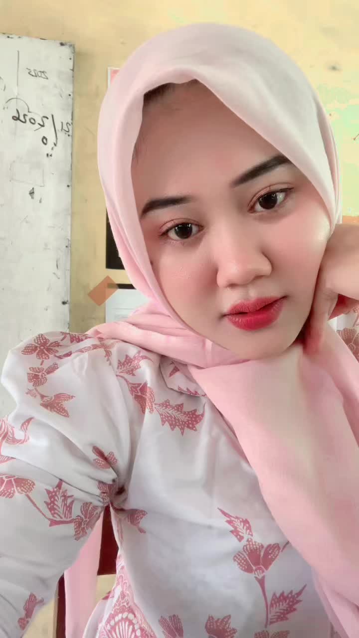 @Bu Vivien 🌸
