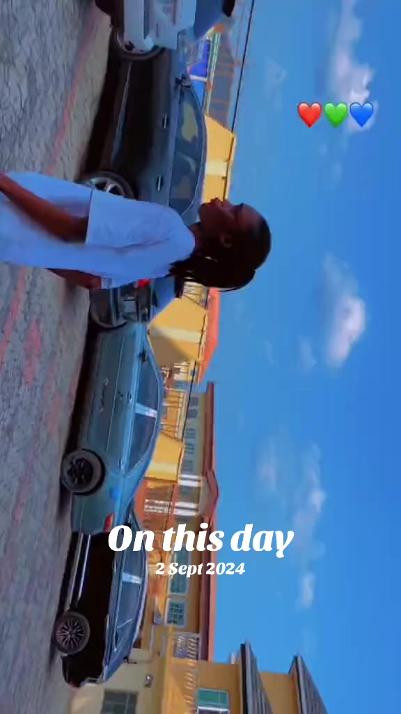@ayowamide🧜&zwj;♀️🌊🐍