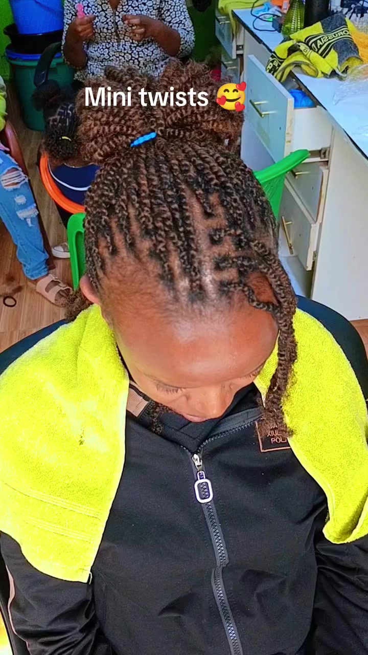 @Waridi Natural Hair Salon