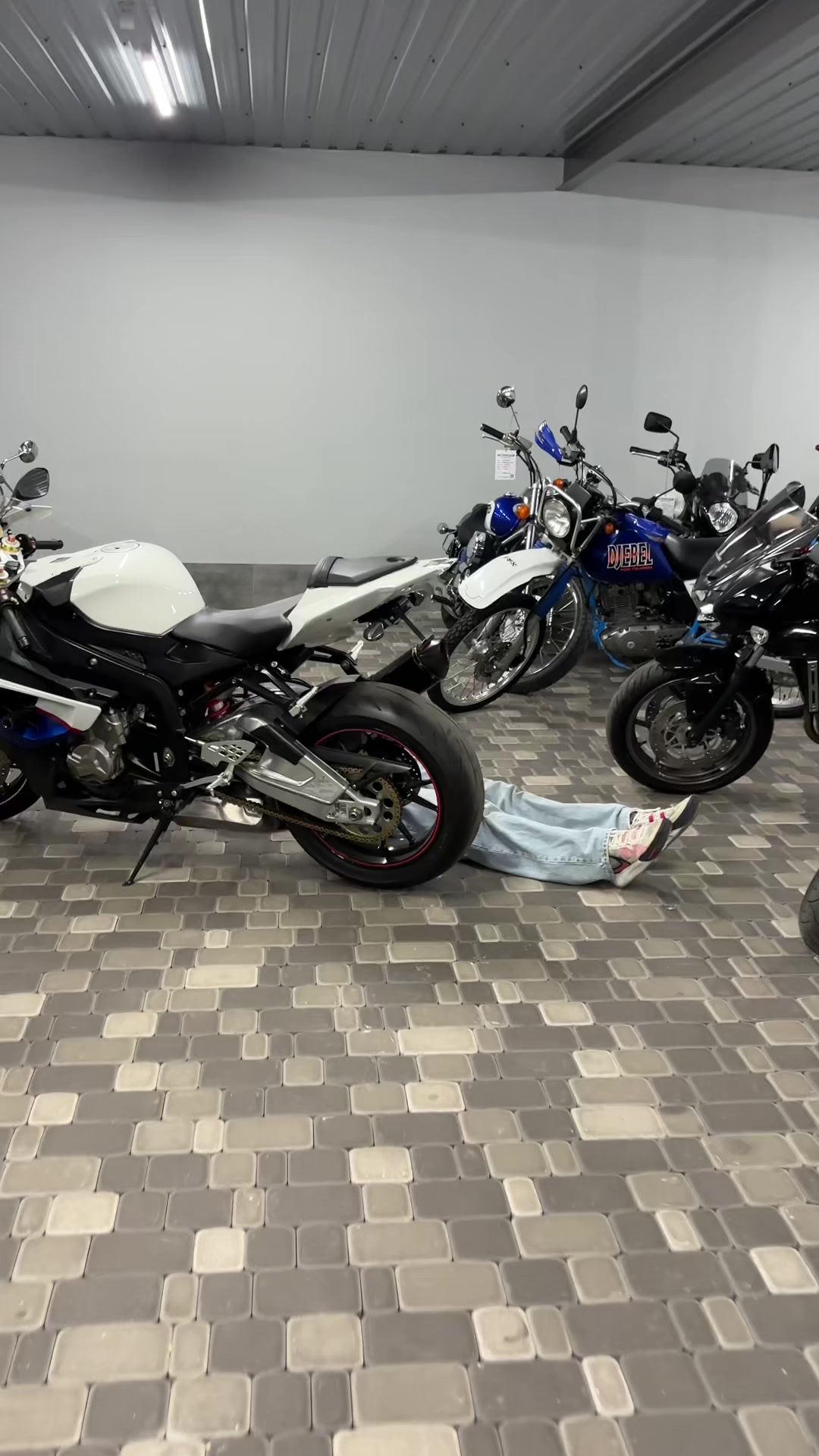 @Motovulkan