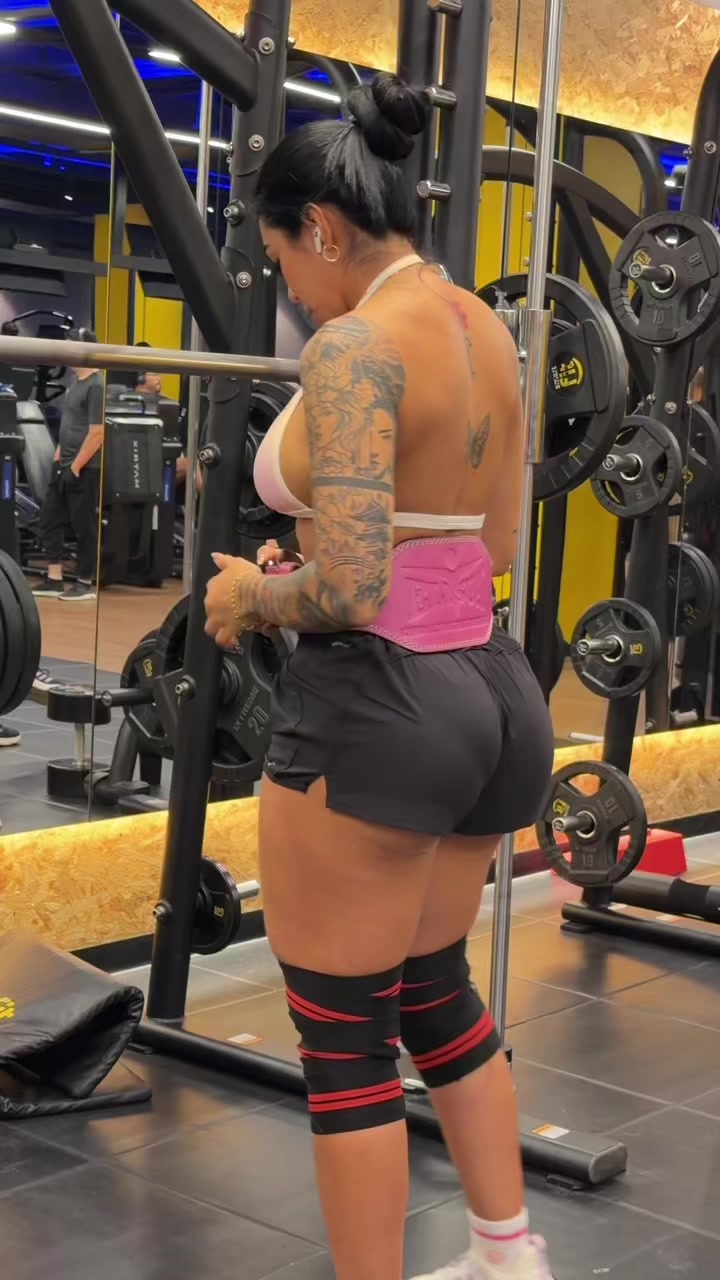 @LAPELINEGRAᴰᴹ🦍