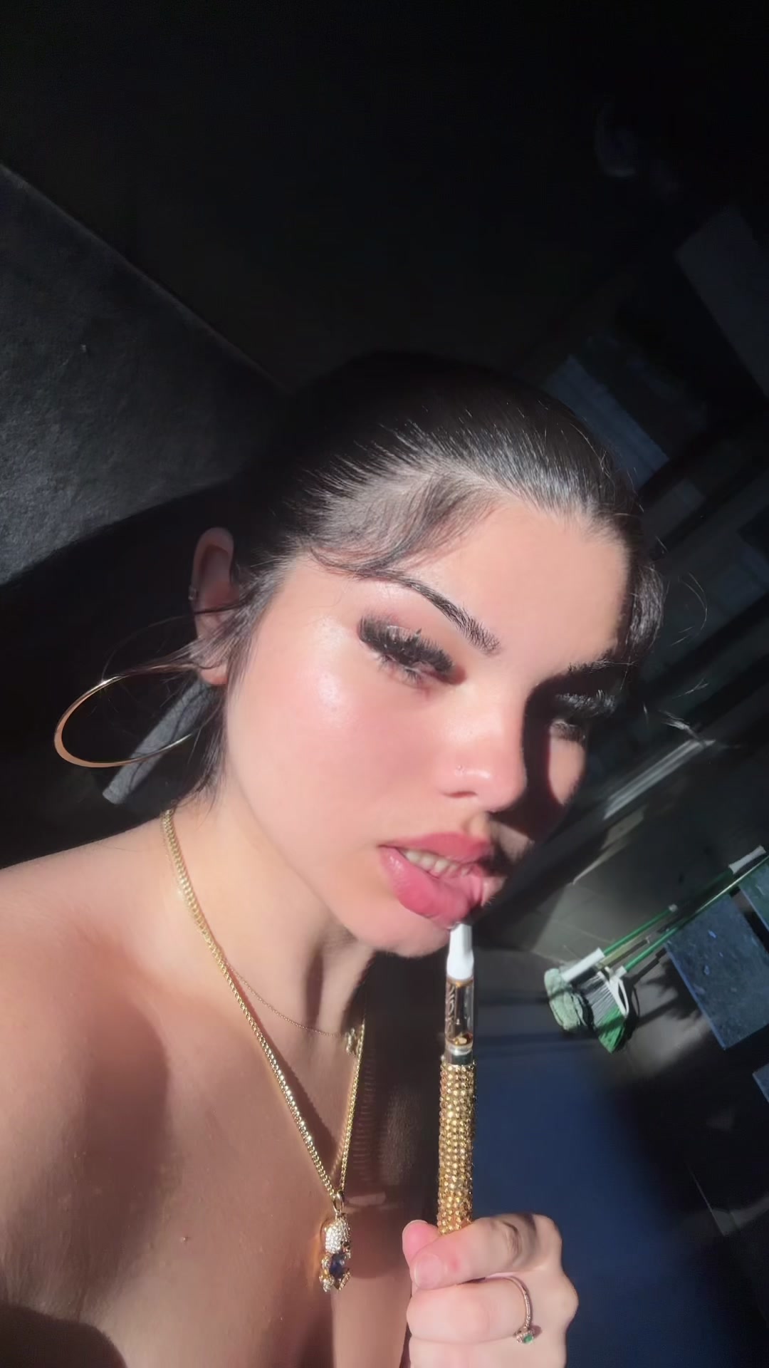 @💰