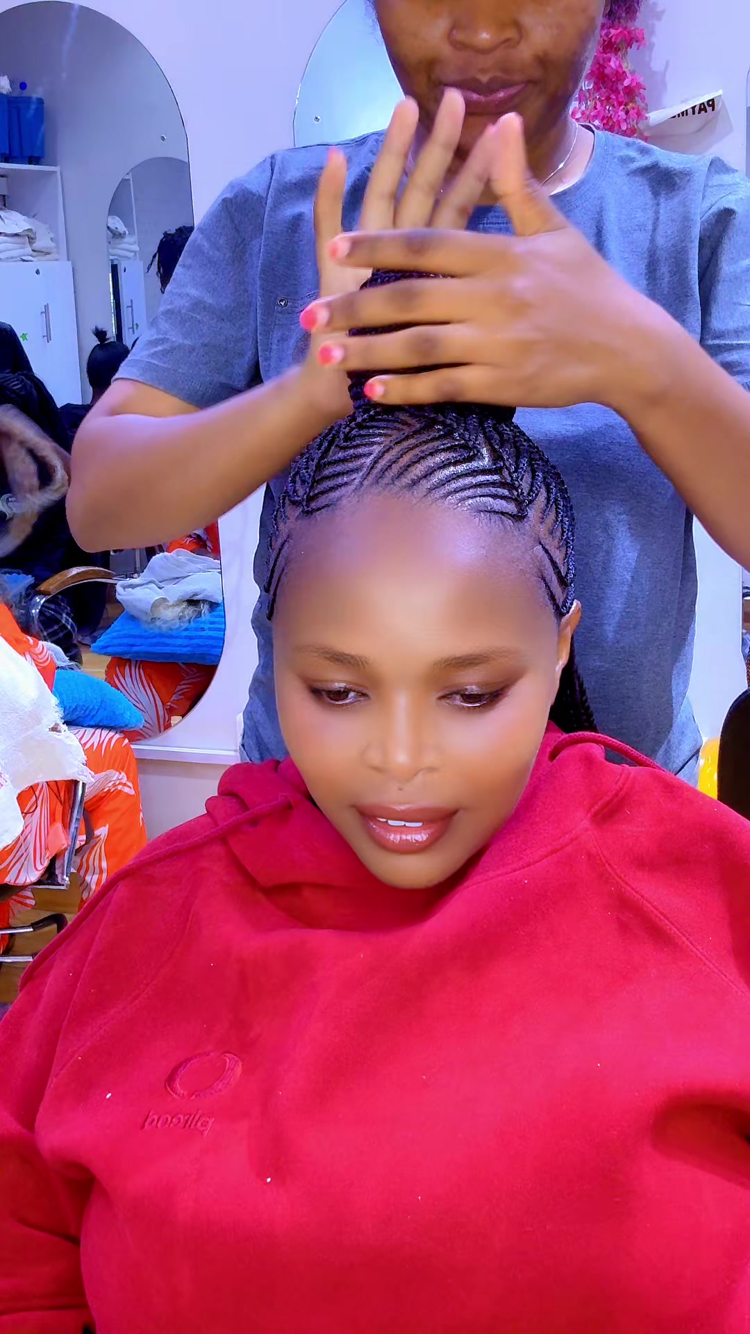 @VIP QUEENS SALON