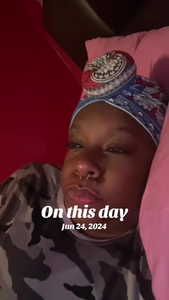 @melrotett