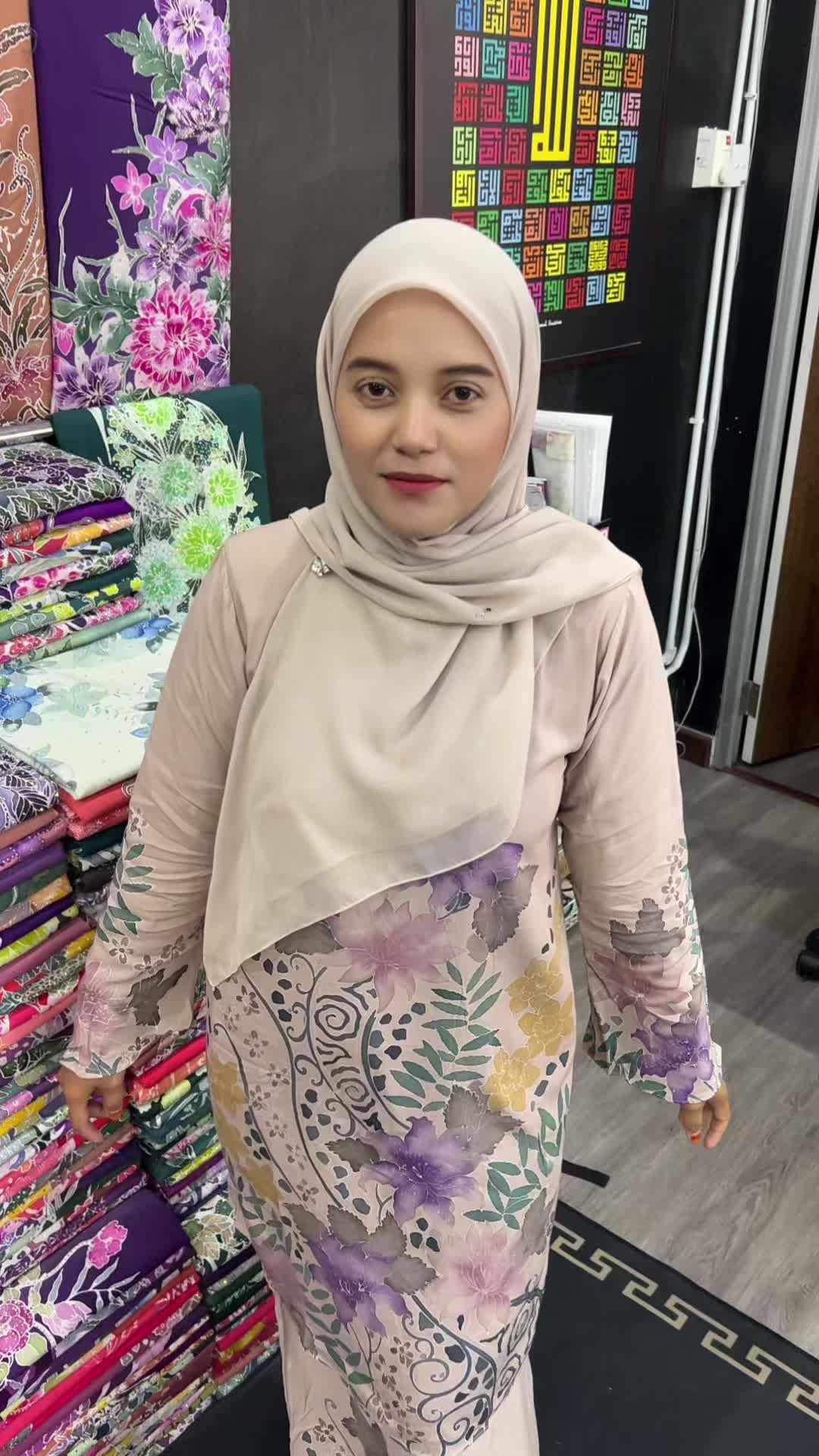 @E JAH BATIK