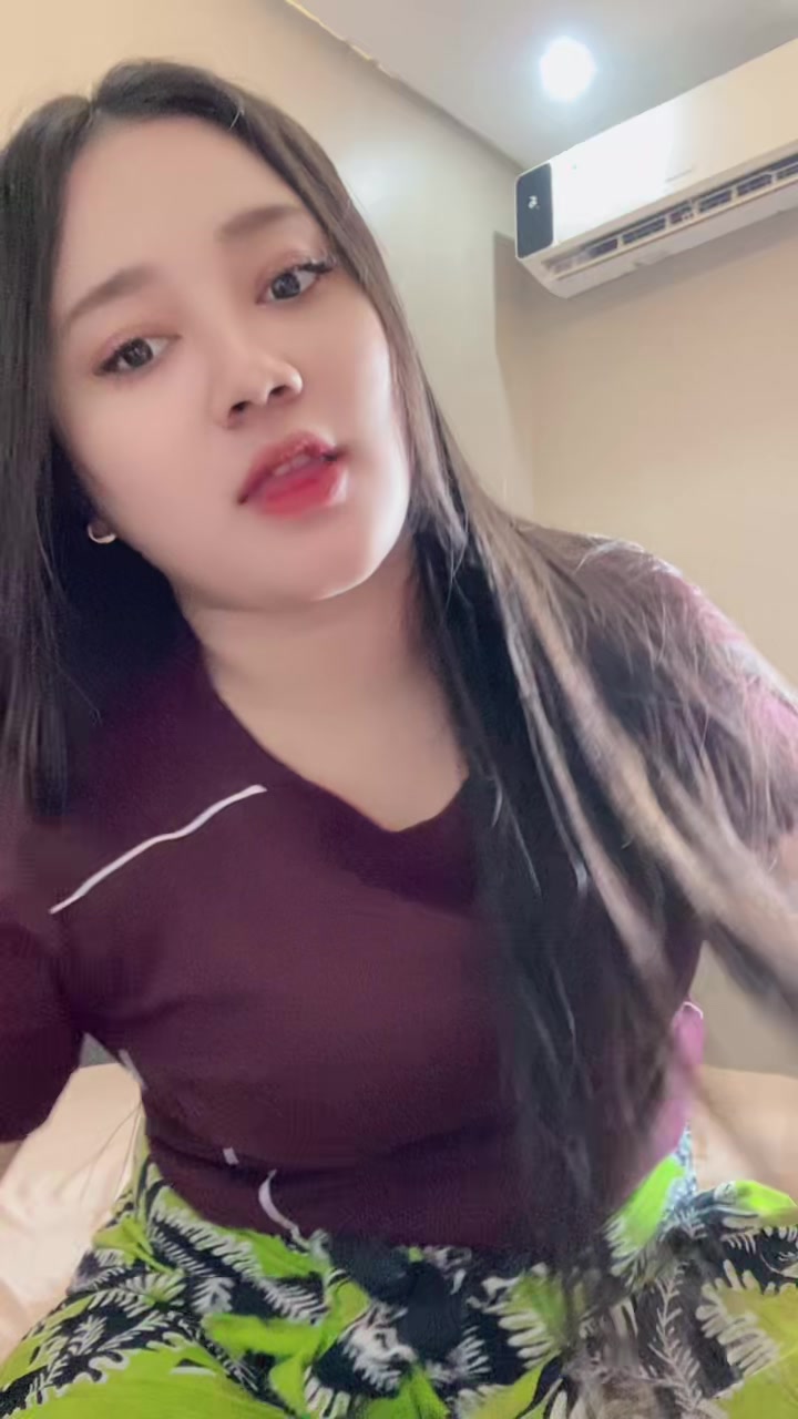 @KhoirunNisa💜