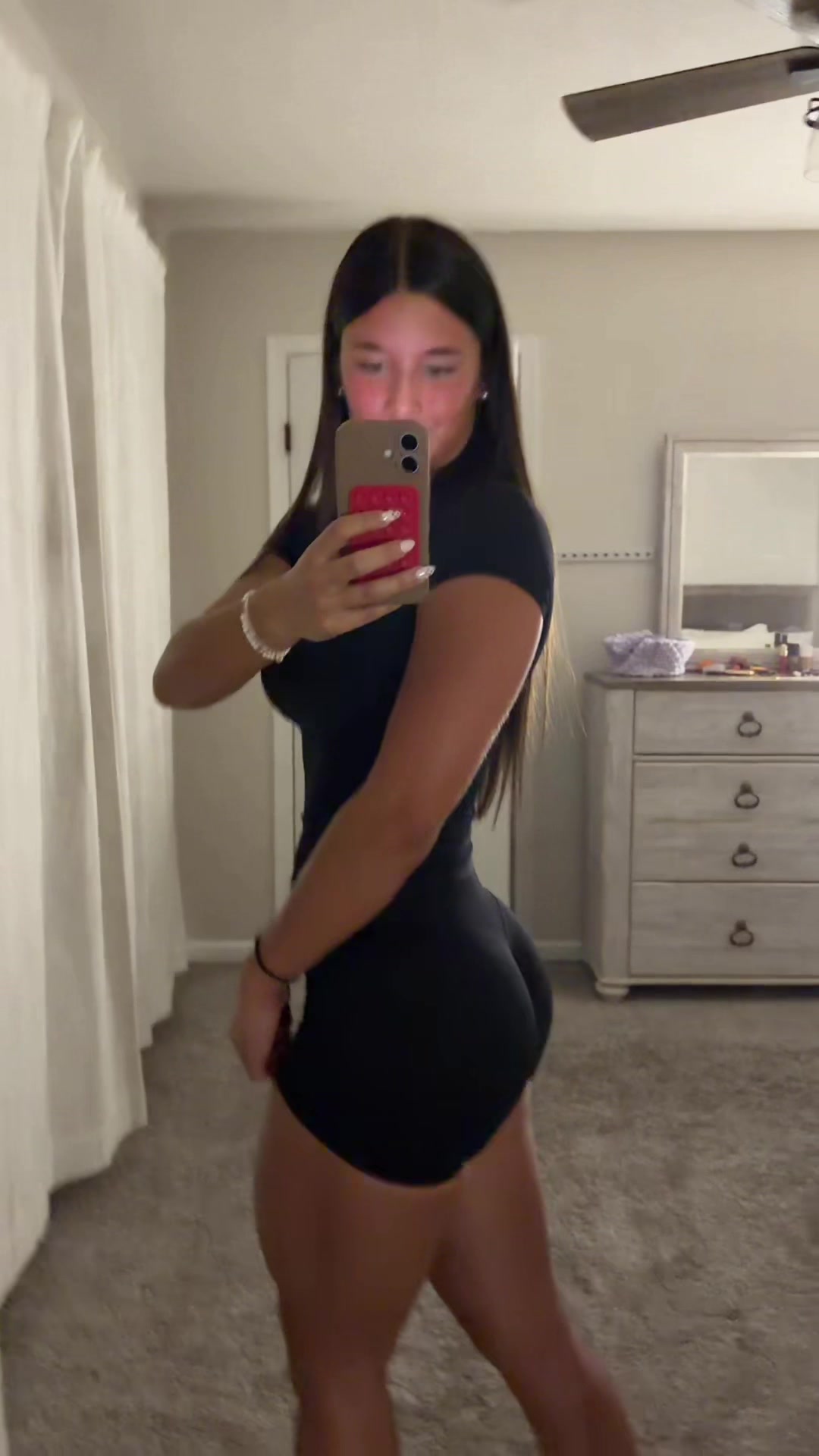@lockedinbaddie