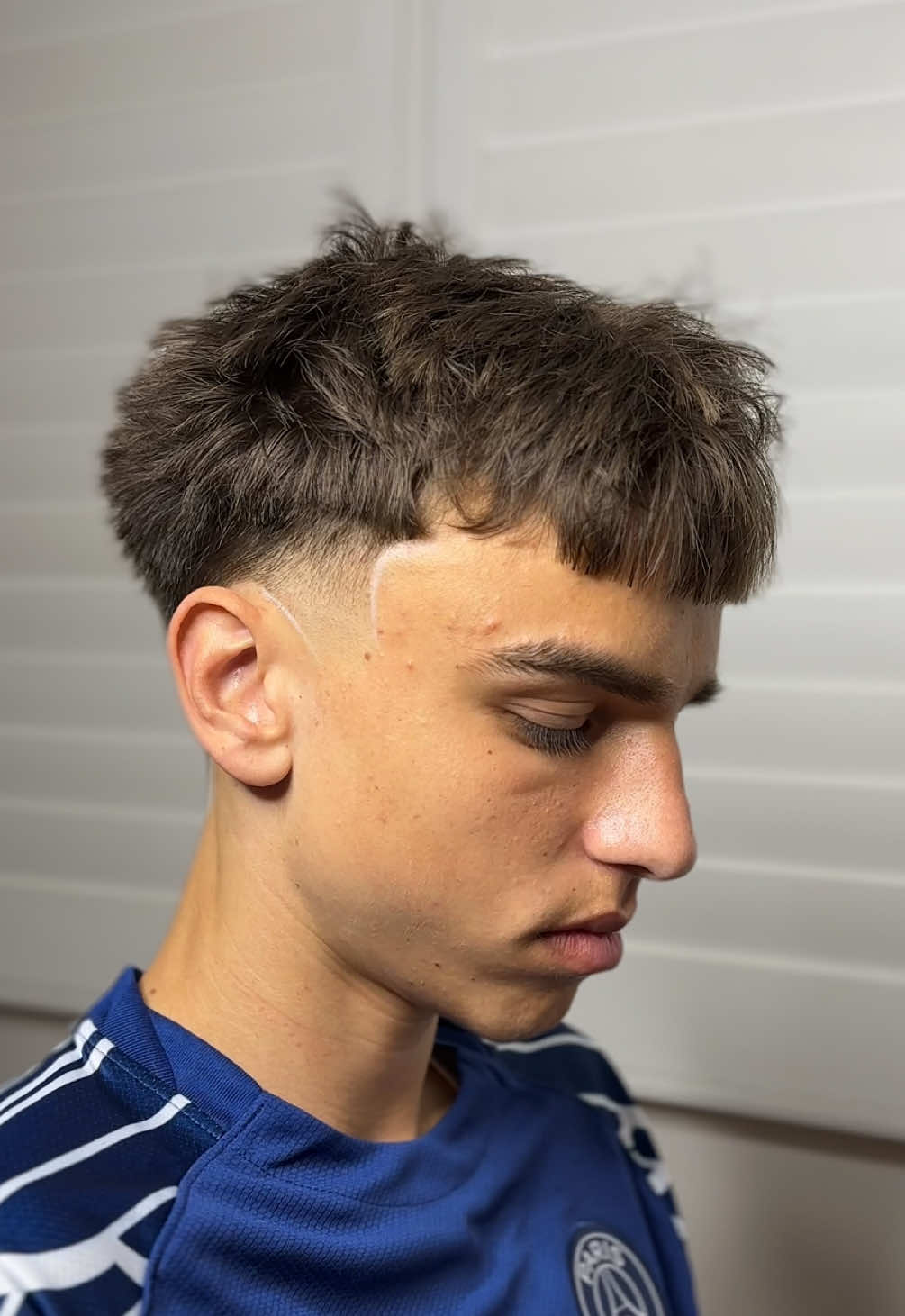 @OLI BARBER