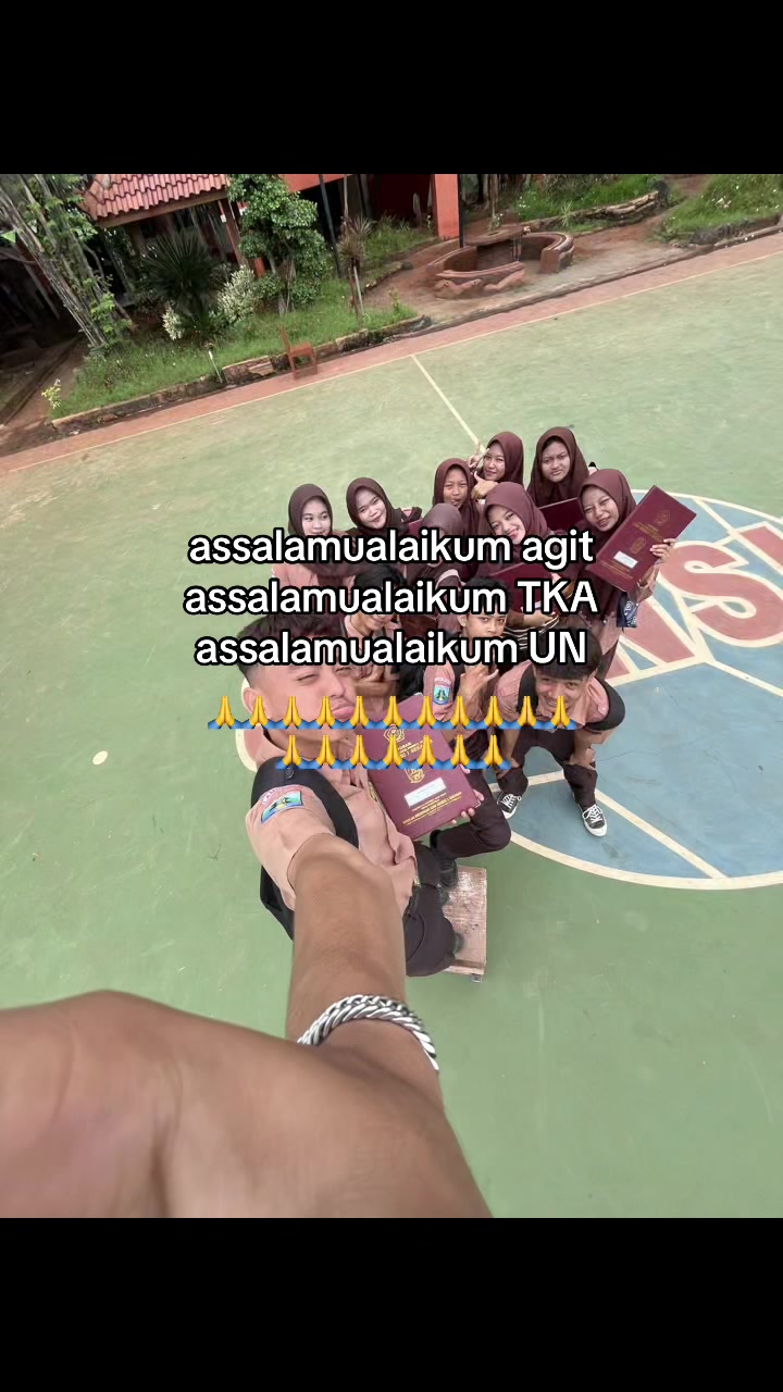 @elsevenstar_