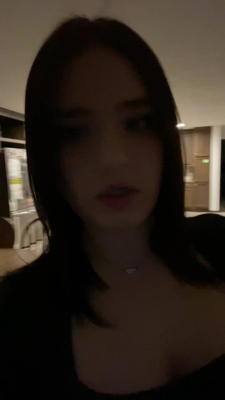 @🕸️