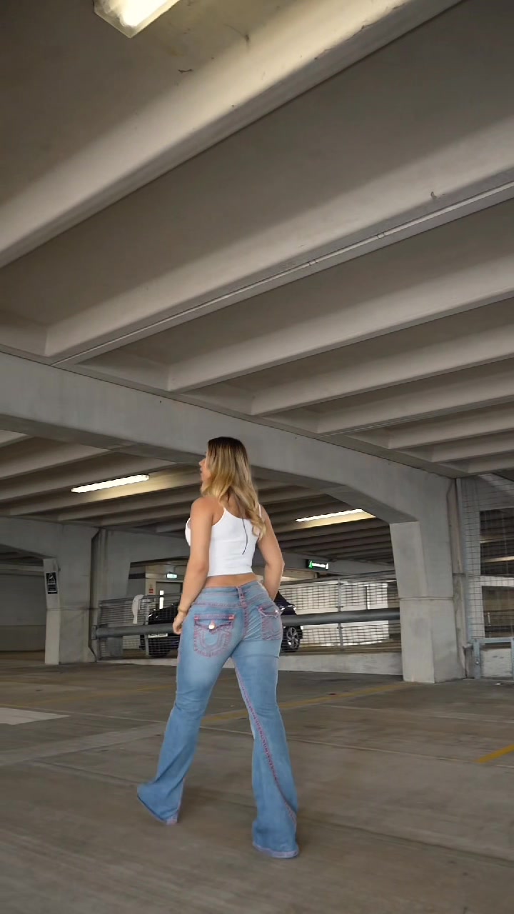 @GlowMuse