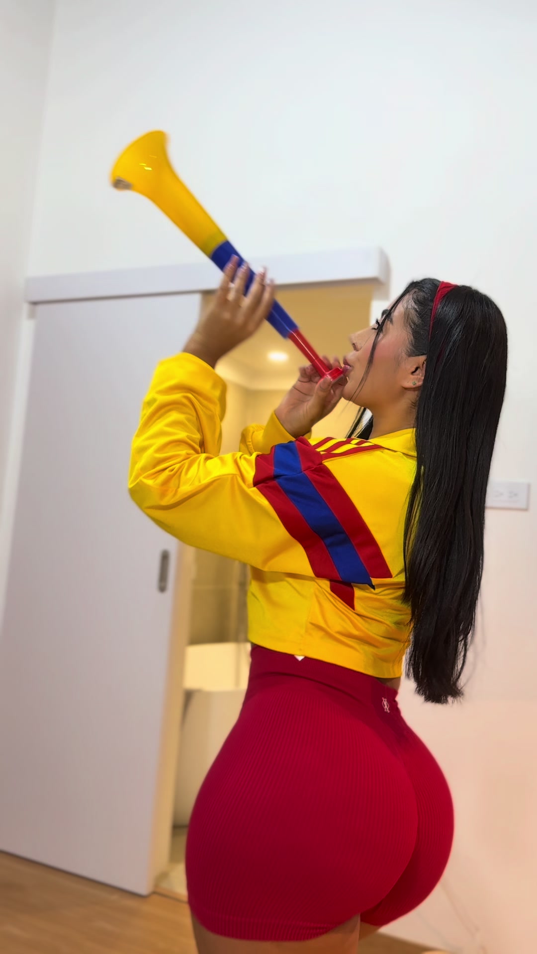@Monica Vallejo Oficial