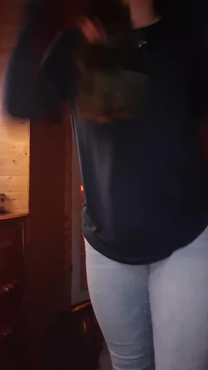 @???