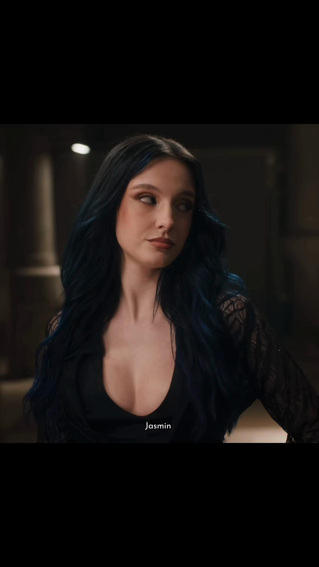 @Jasmin🦈