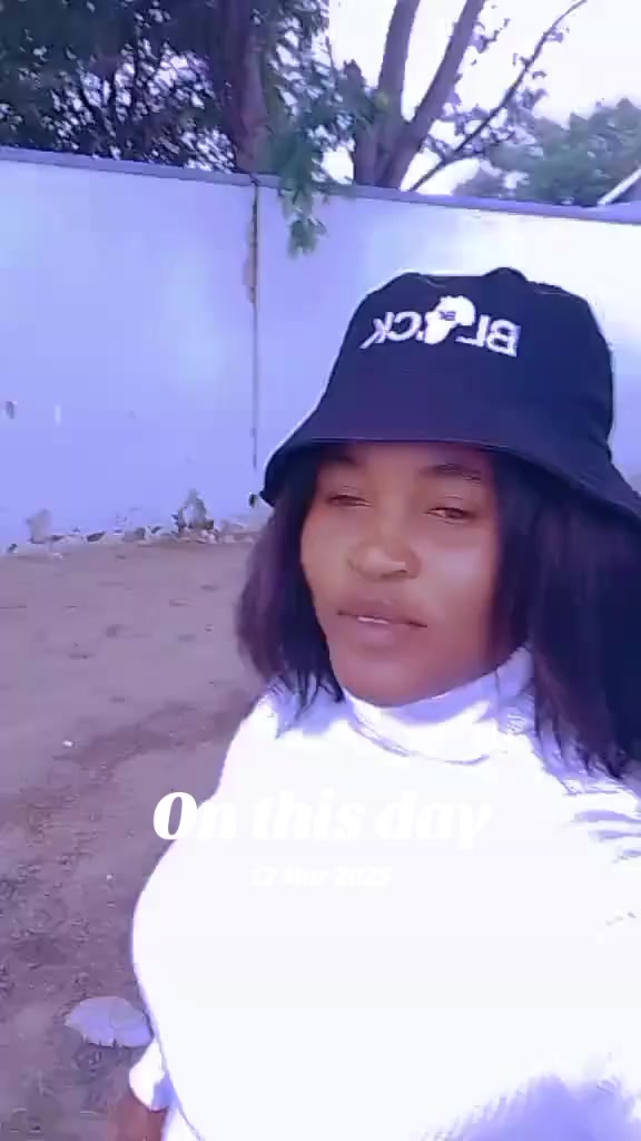 @Sophia