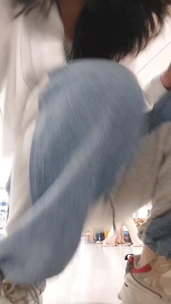 @JN!