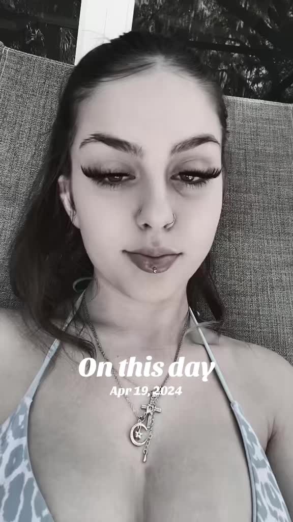 @Abrelle