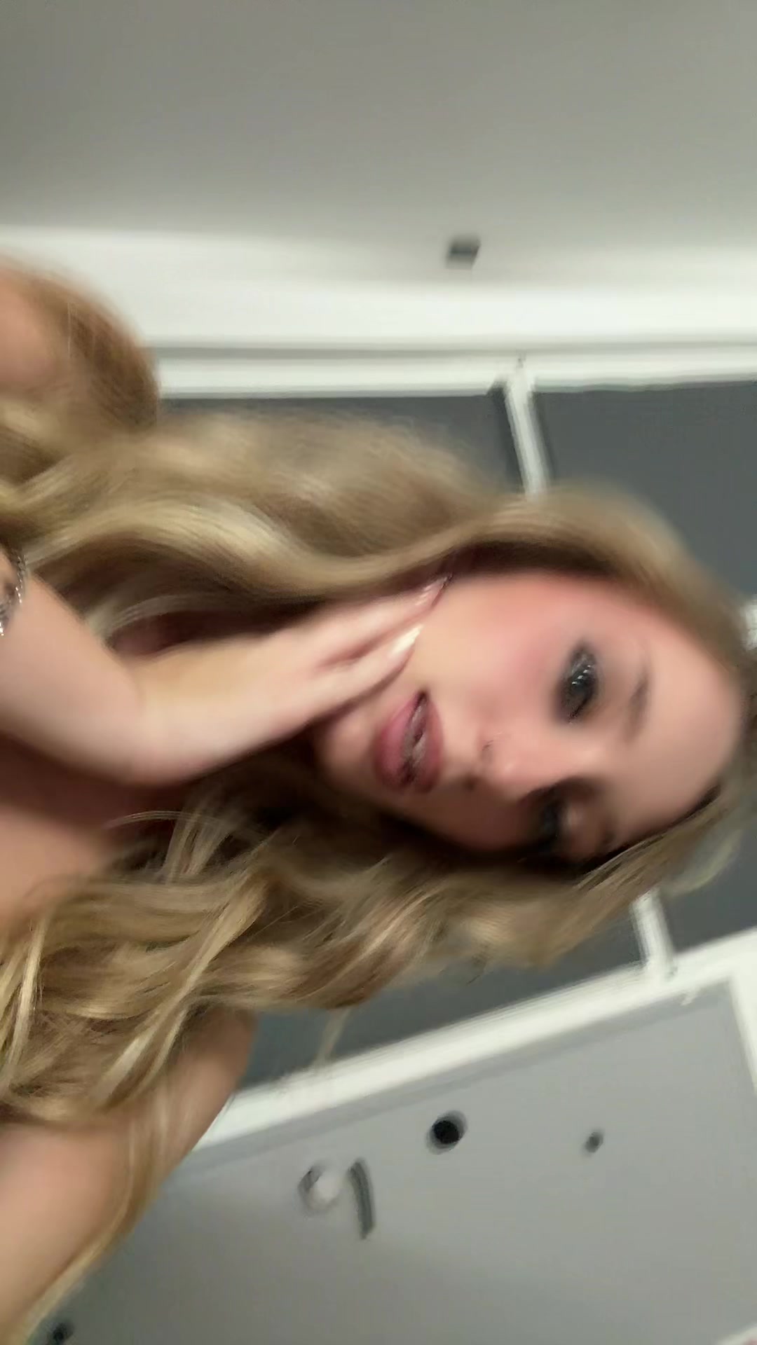 @Marti ྀི
