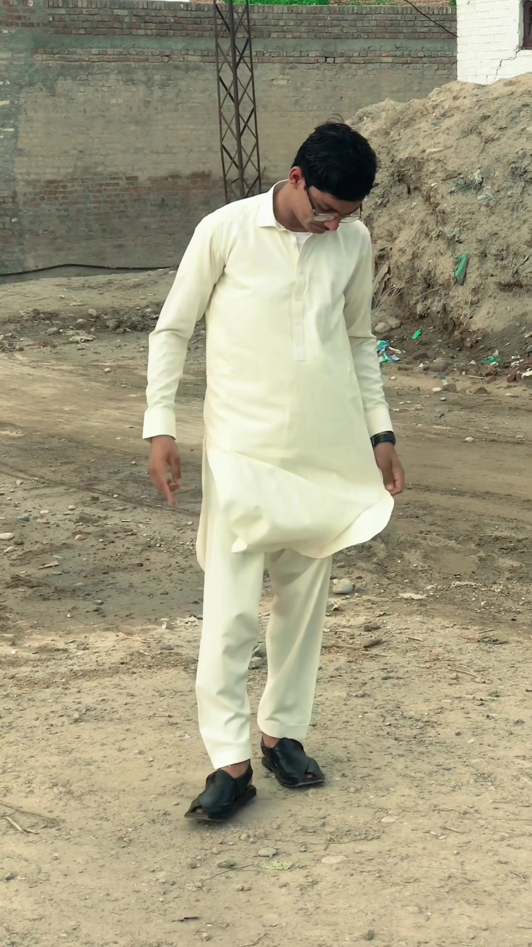 @🅥 بادشاہ MANDURI KING