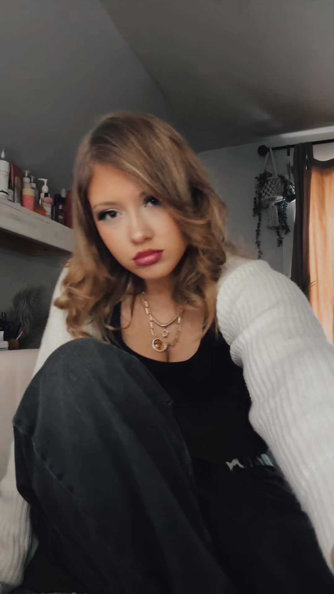 @𝒥𝑜𝓈𝓁𝓎𝓃 ۶ৎ