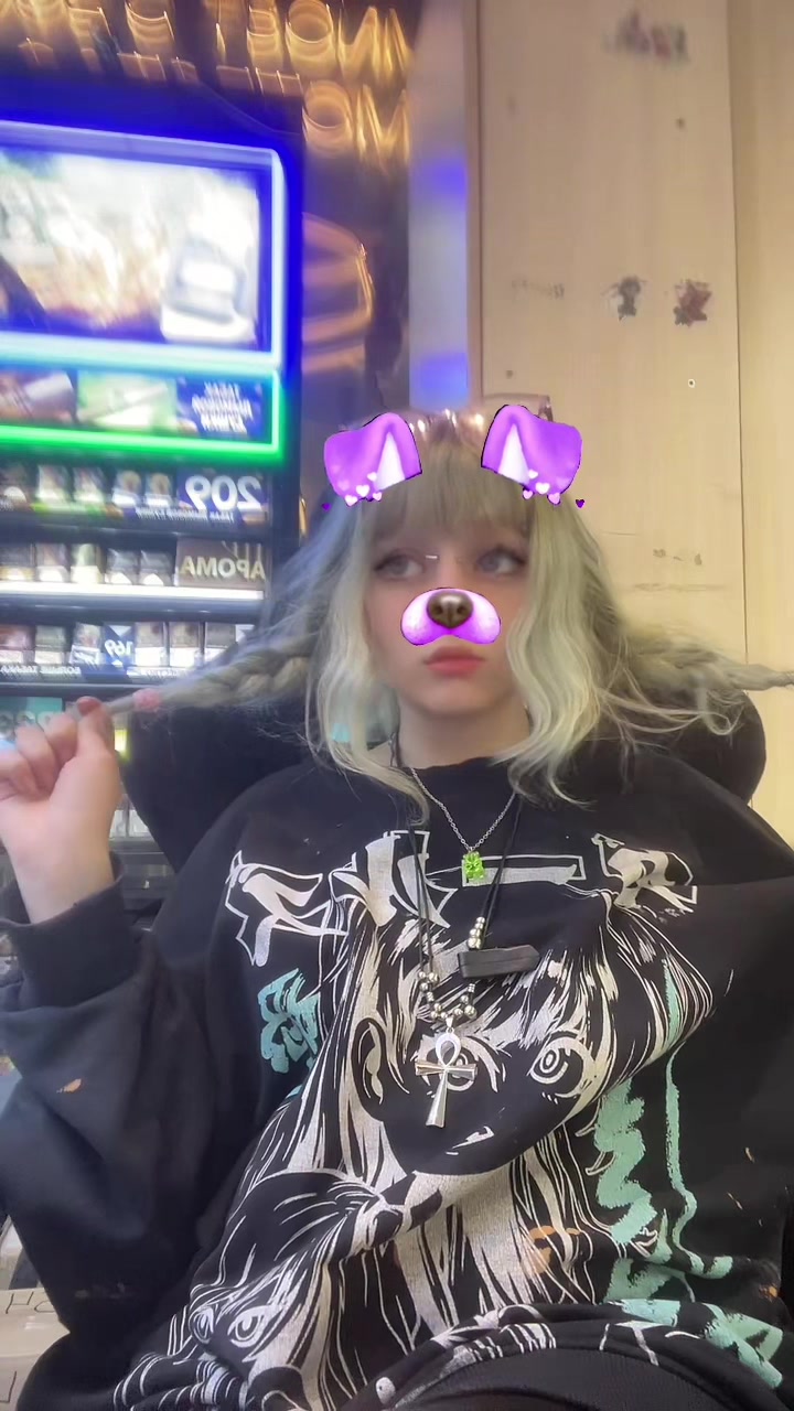 @Лиза Ланус