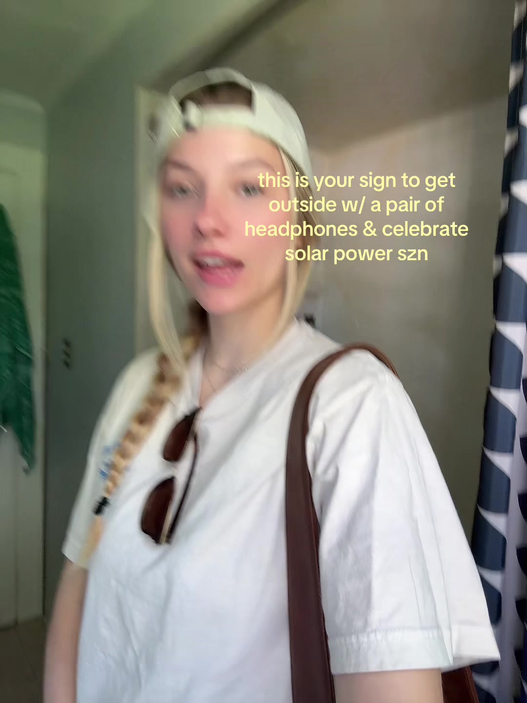 @lainey lou who