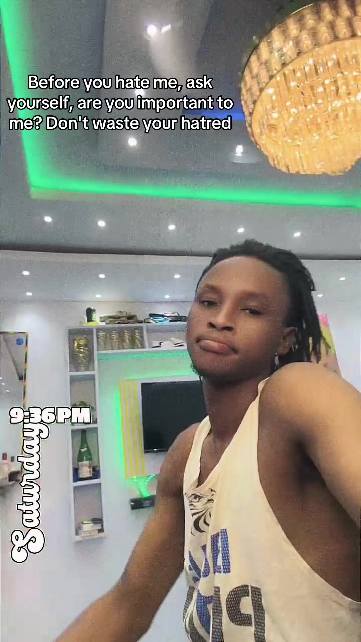 @YAARO KING 👑