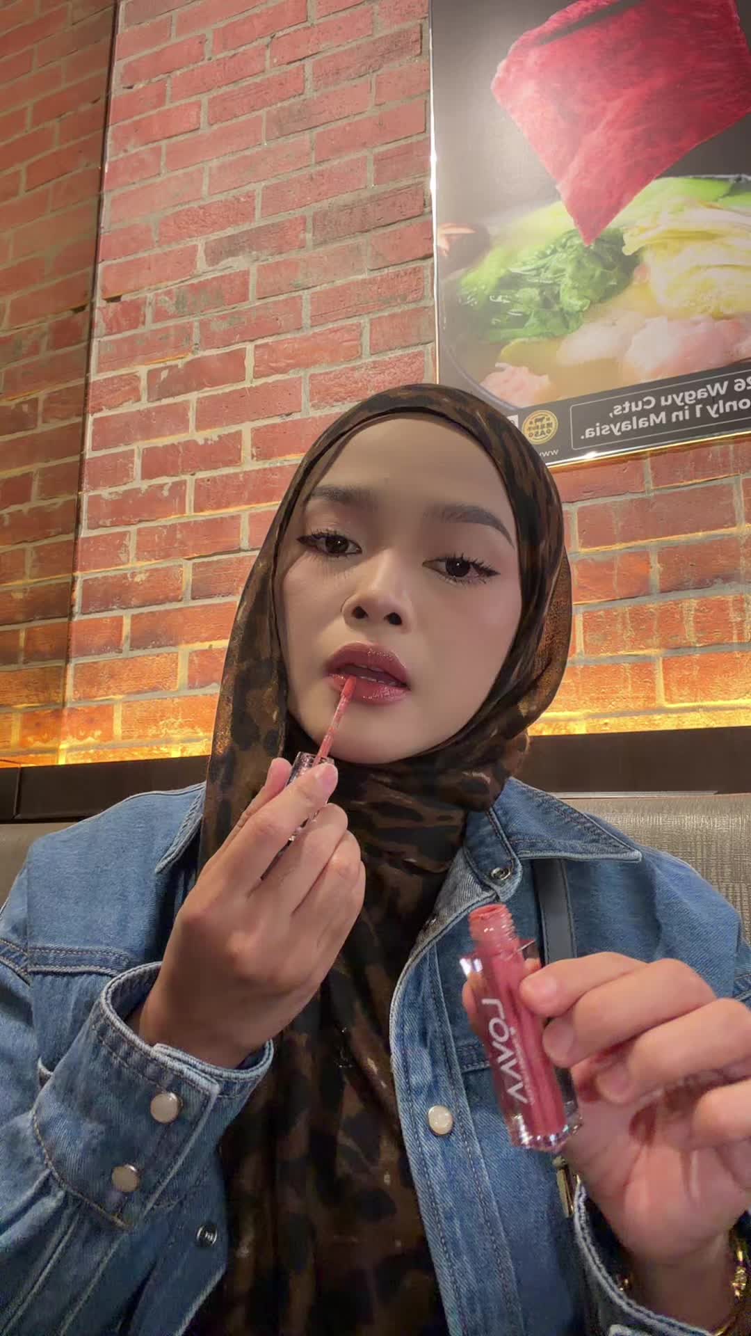 @Suzzy | Founder Lovaa