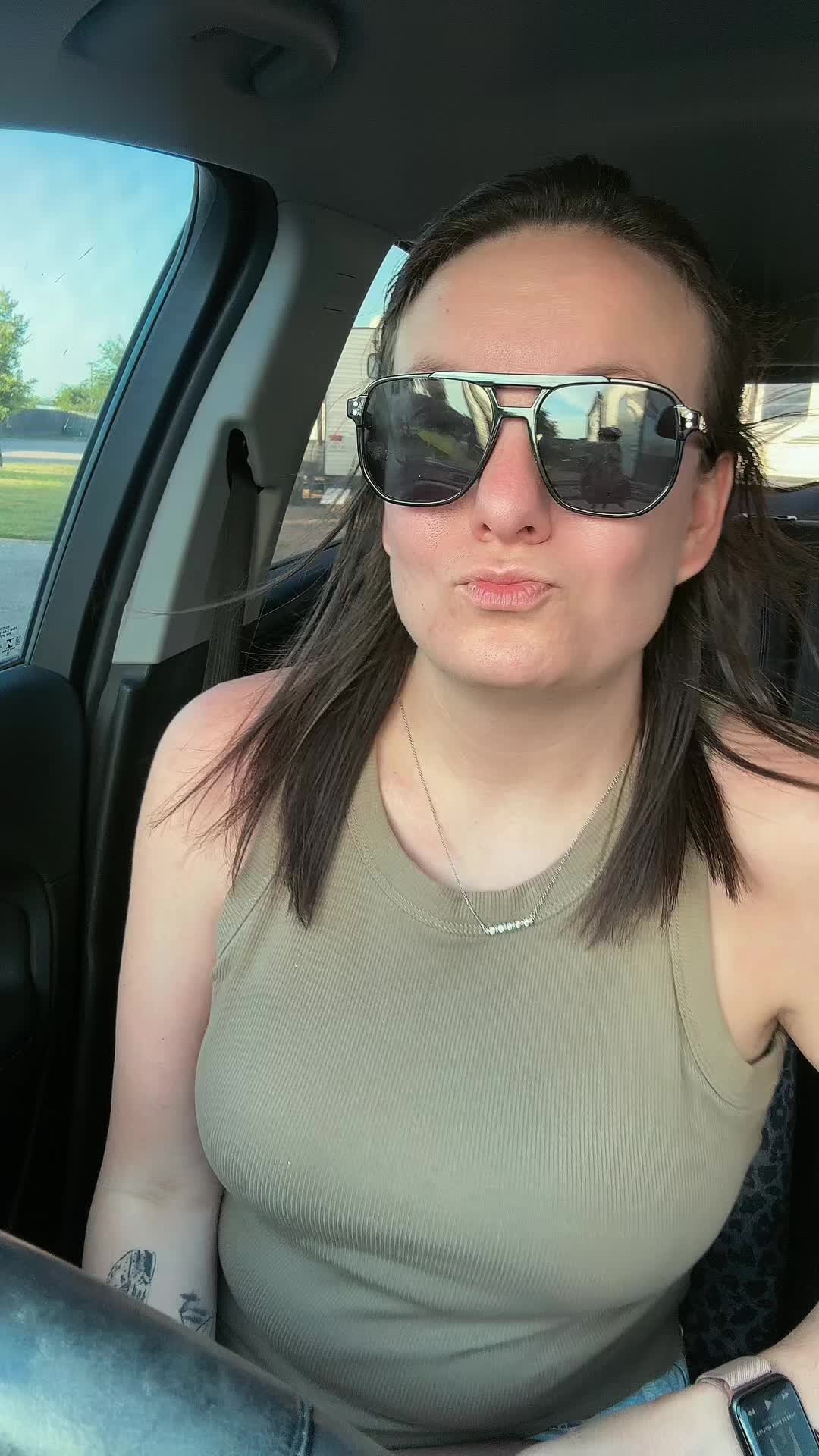 @Brit🌻🤠