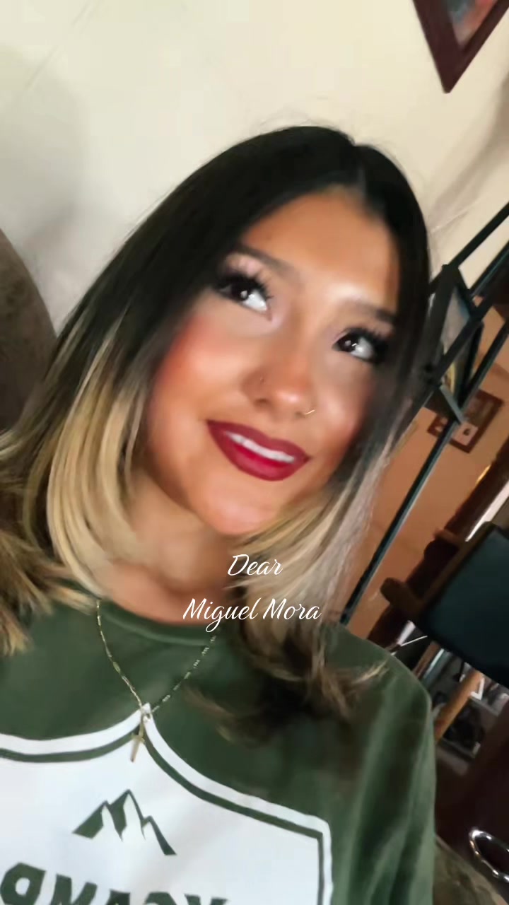 @𝓂𝒾𝒶 🍌