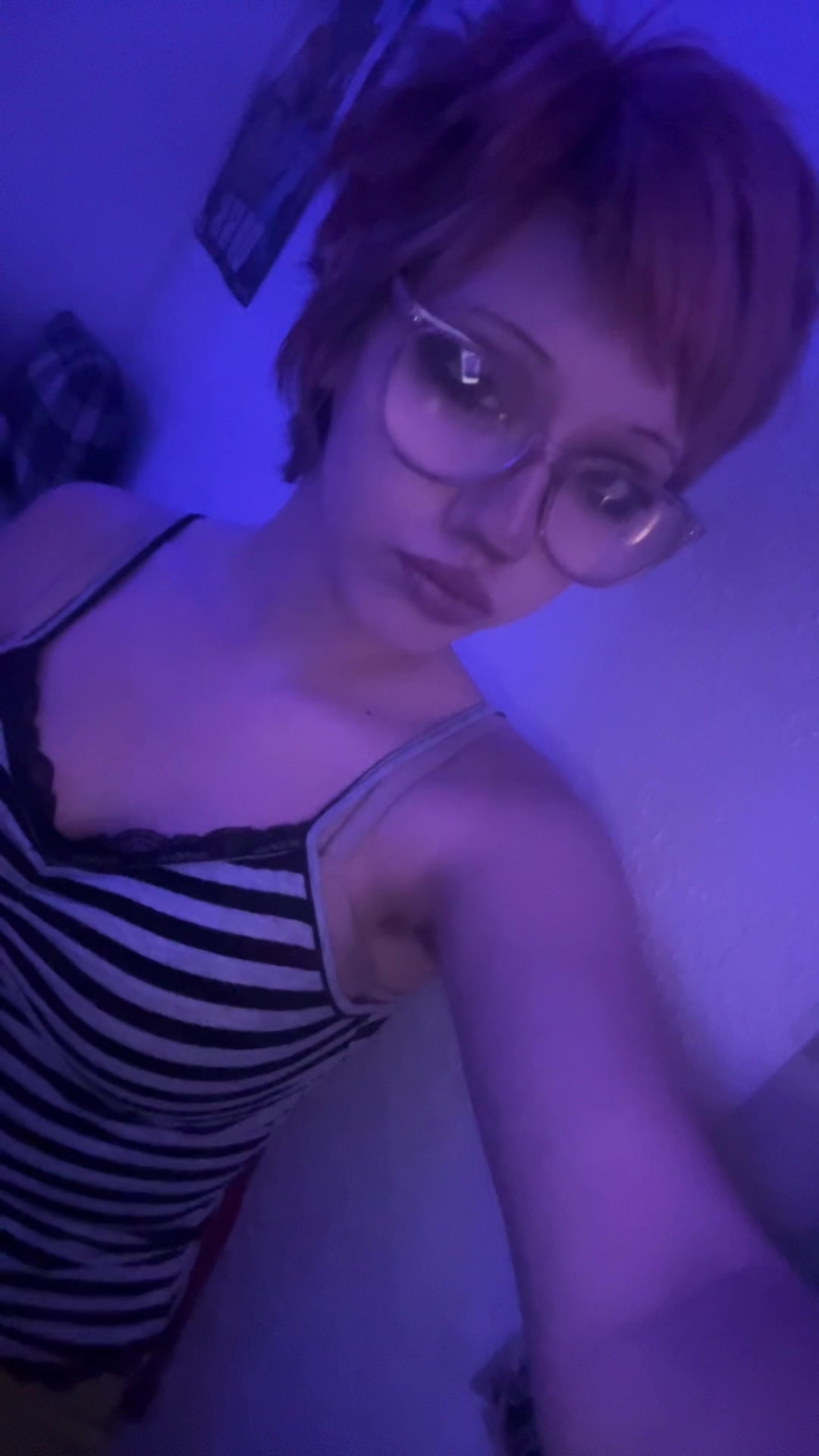 @R🦇🧁🧟♀️👀