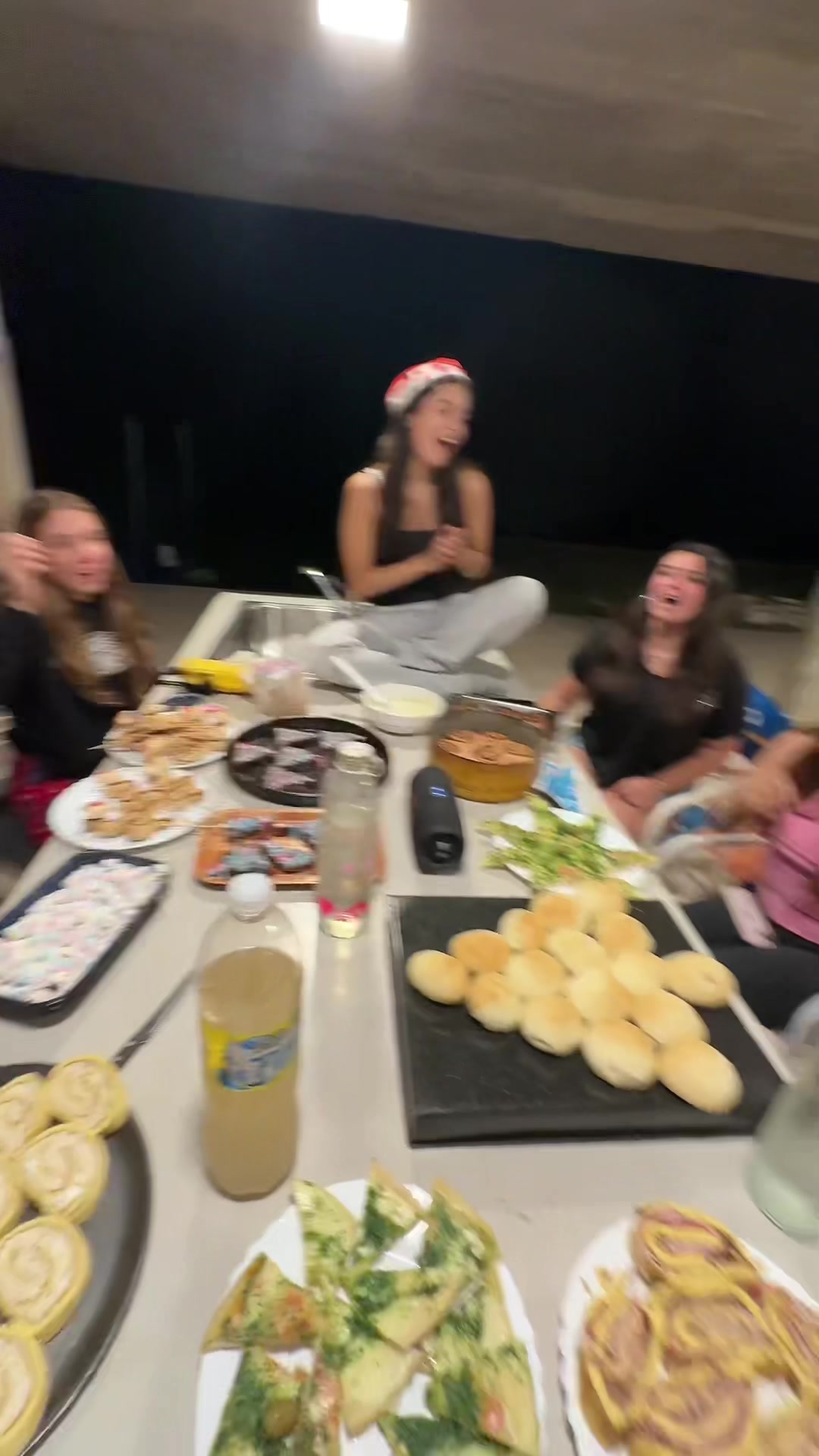 @debi