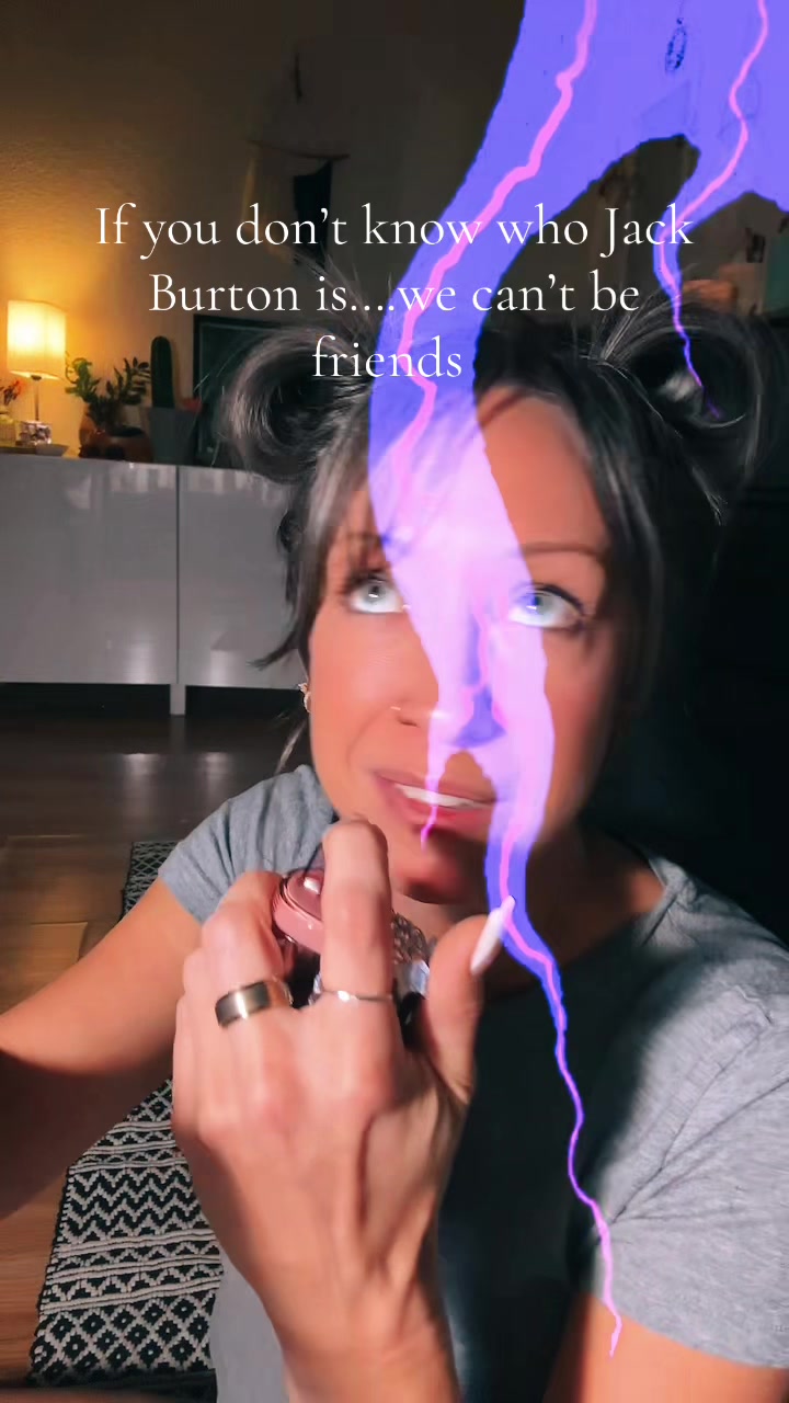 @Jacque_jaq