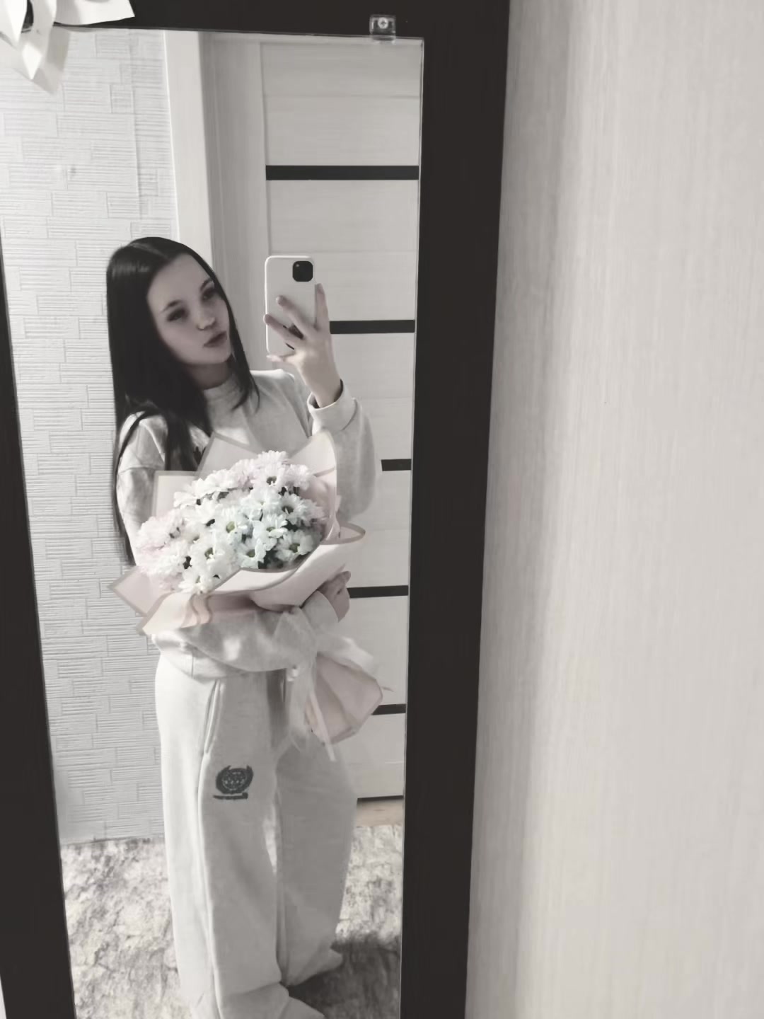 @кошк_а🎀
