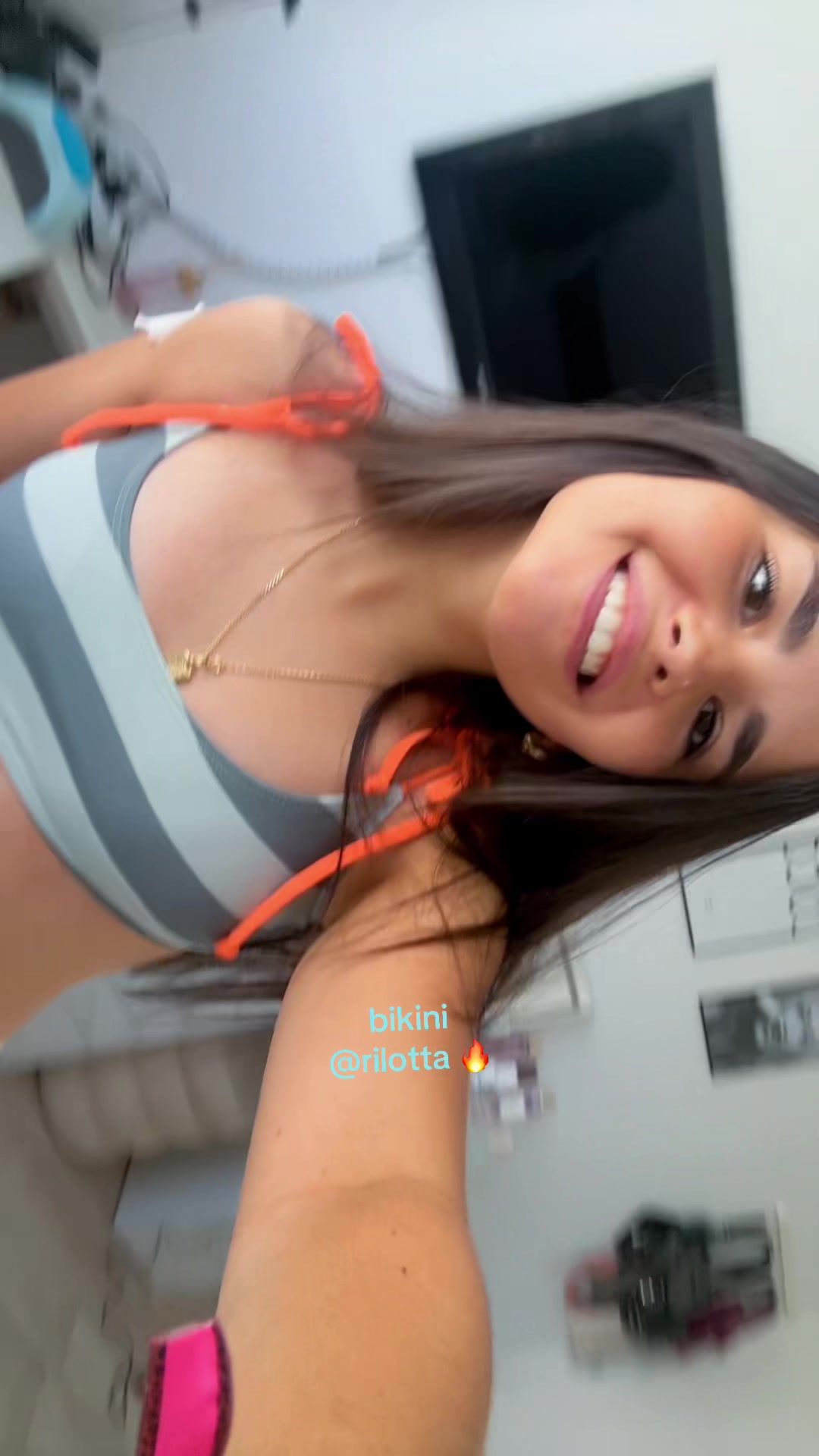 @elenita