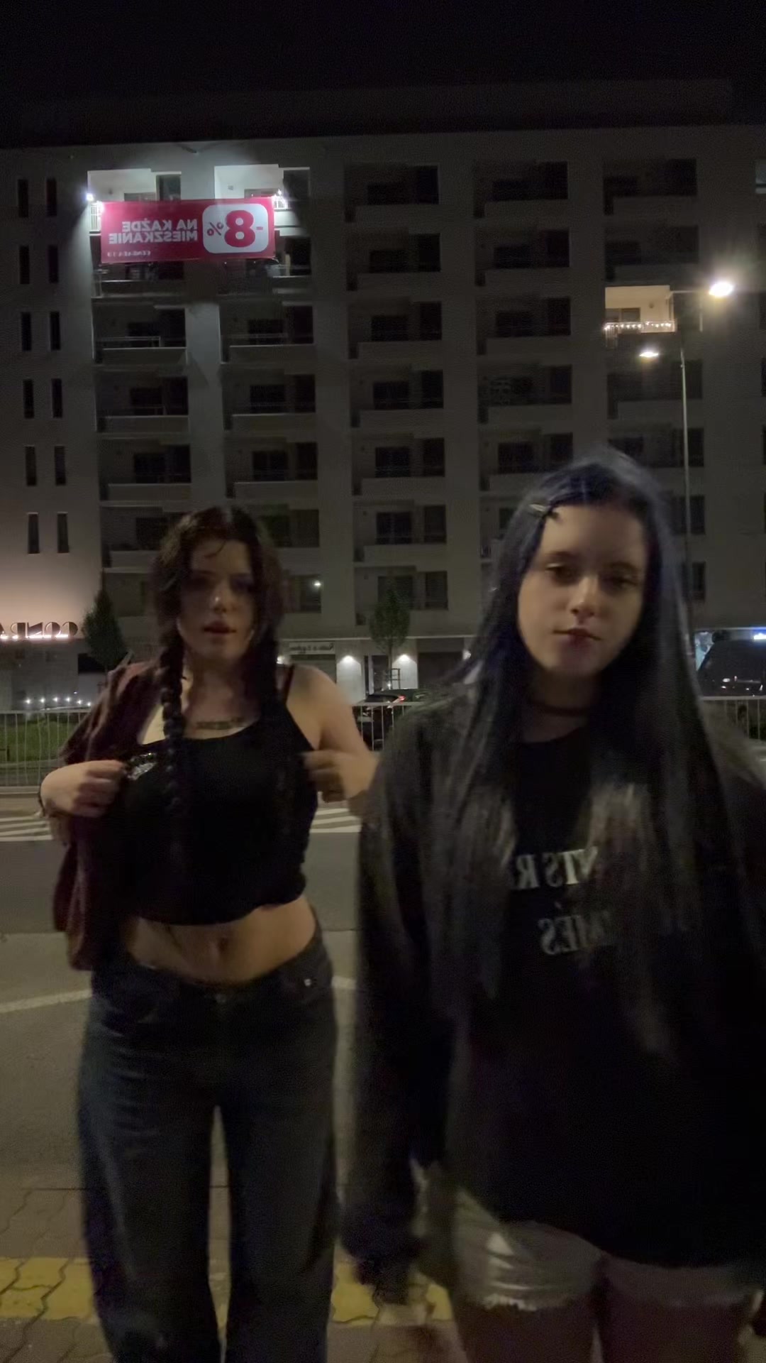 @meļaniia