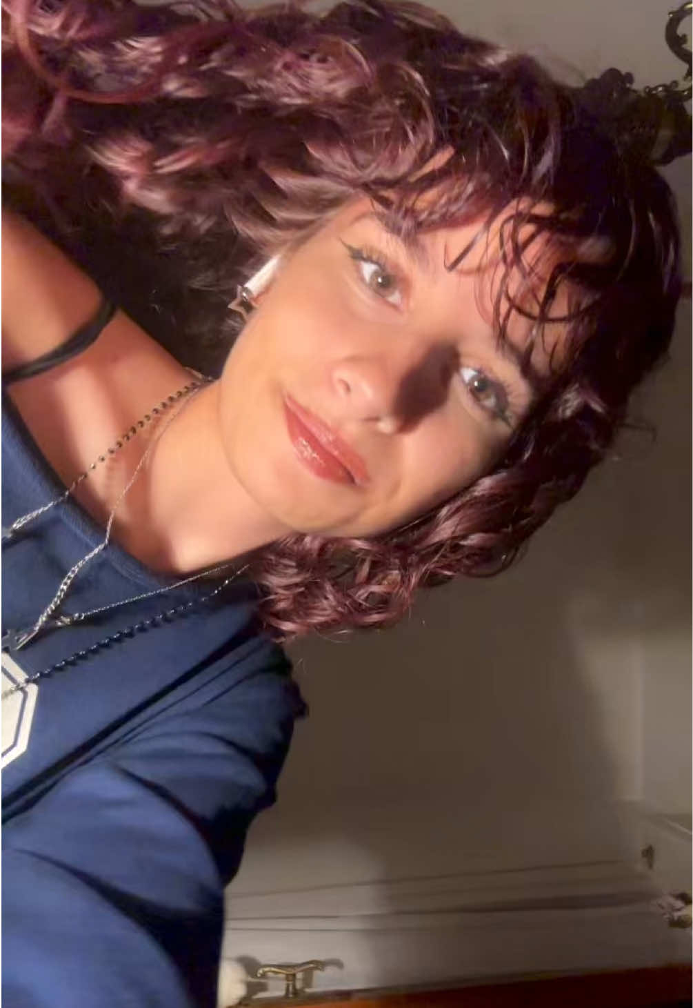 @ani🧟♀️