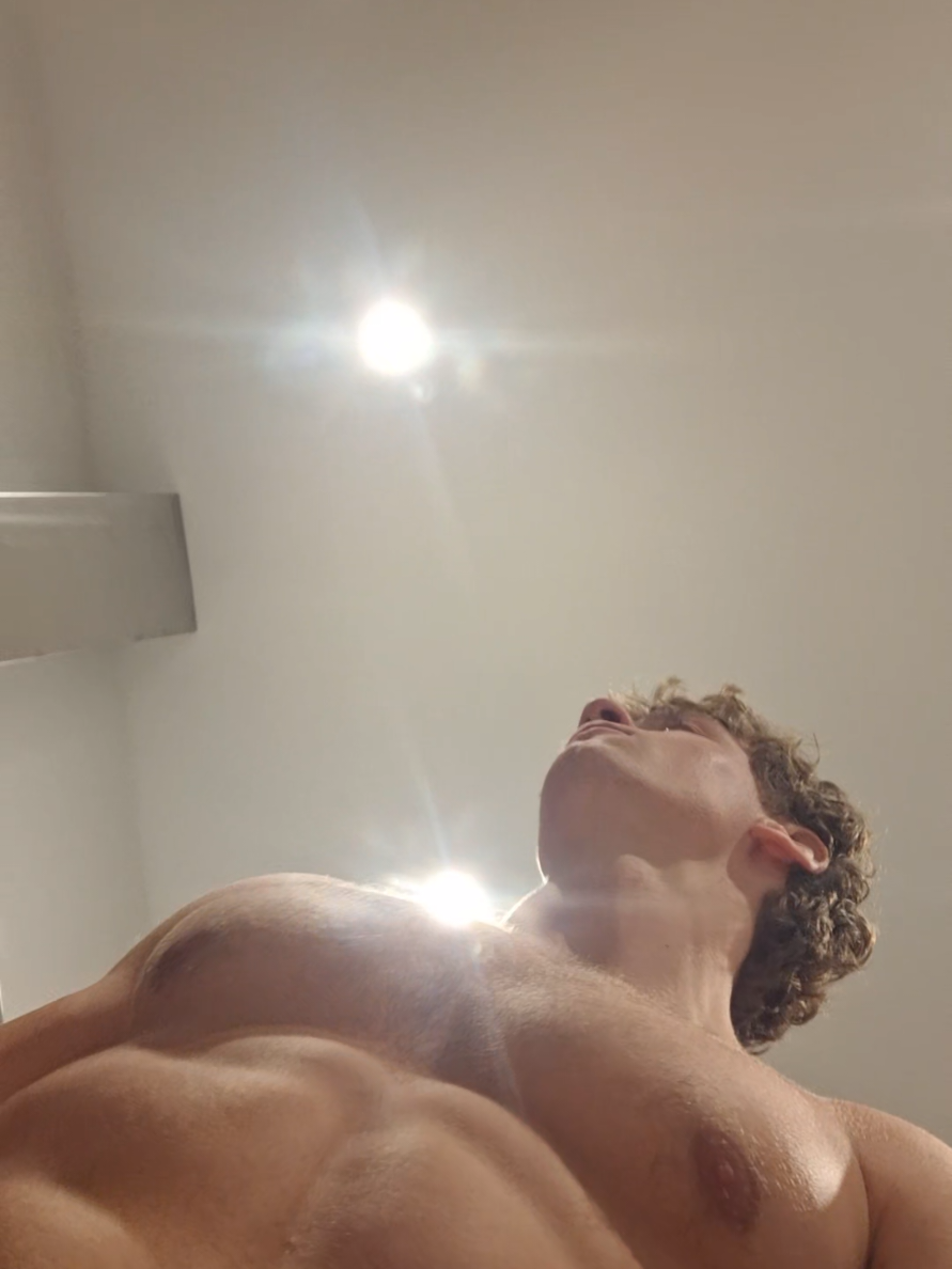 @elliscousens