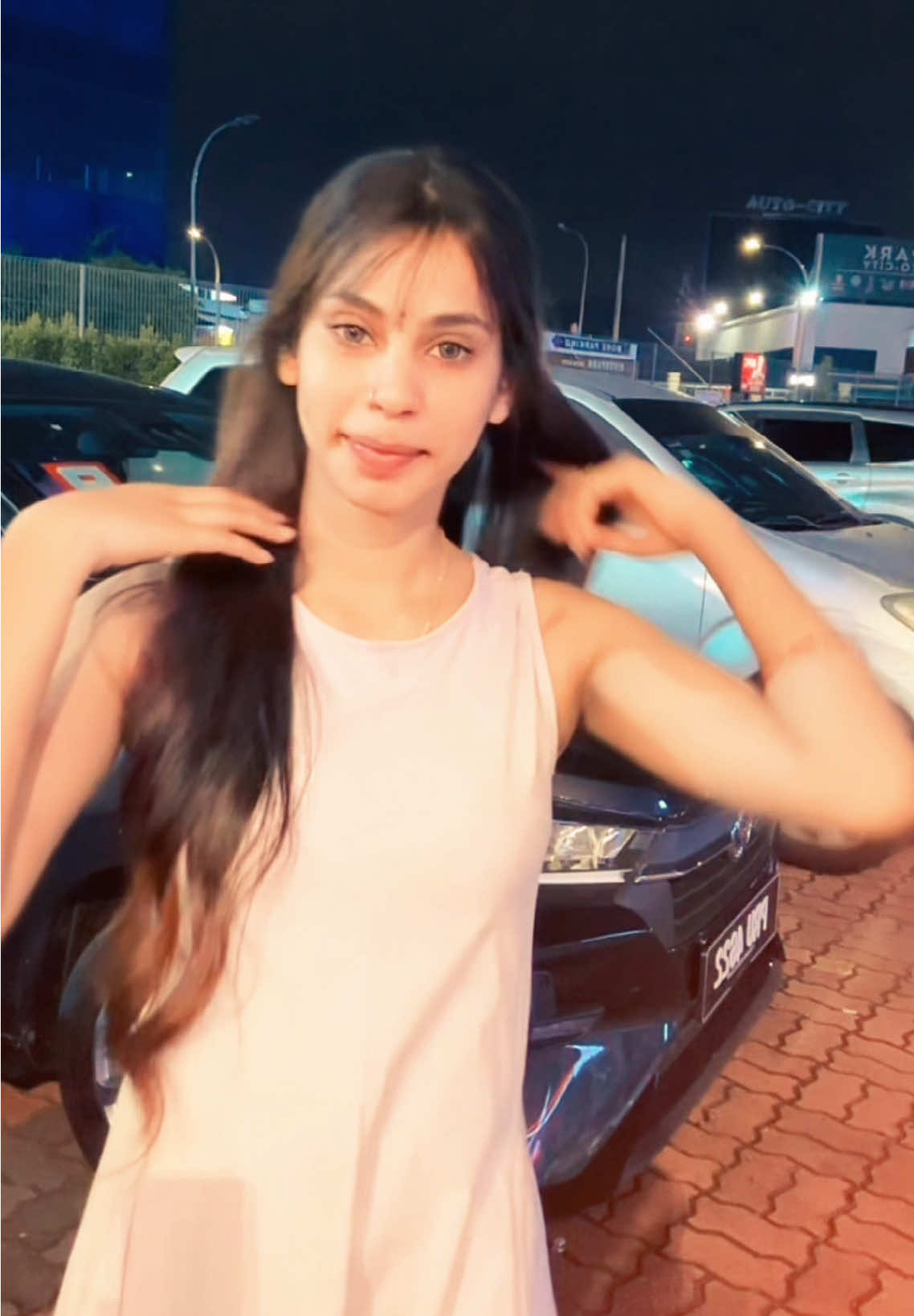 @Reethayr