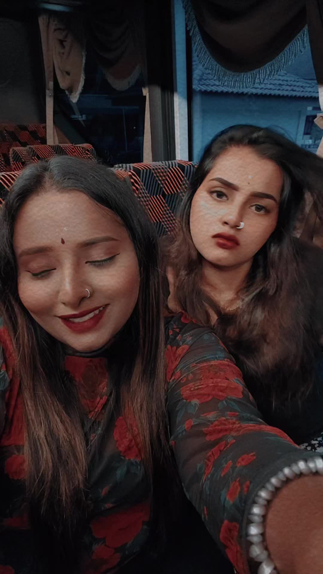 @LULU....❤️✨🖤