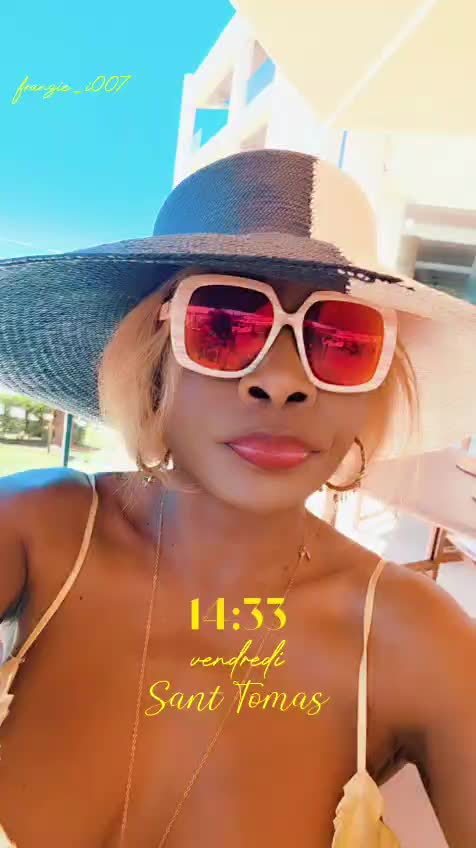 @Chantal bola