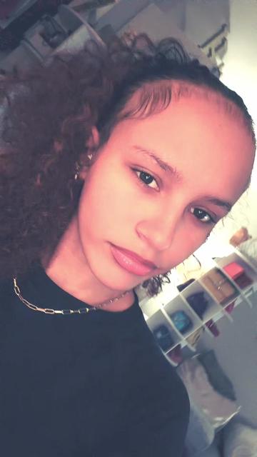 @pretty lil ting ting💋