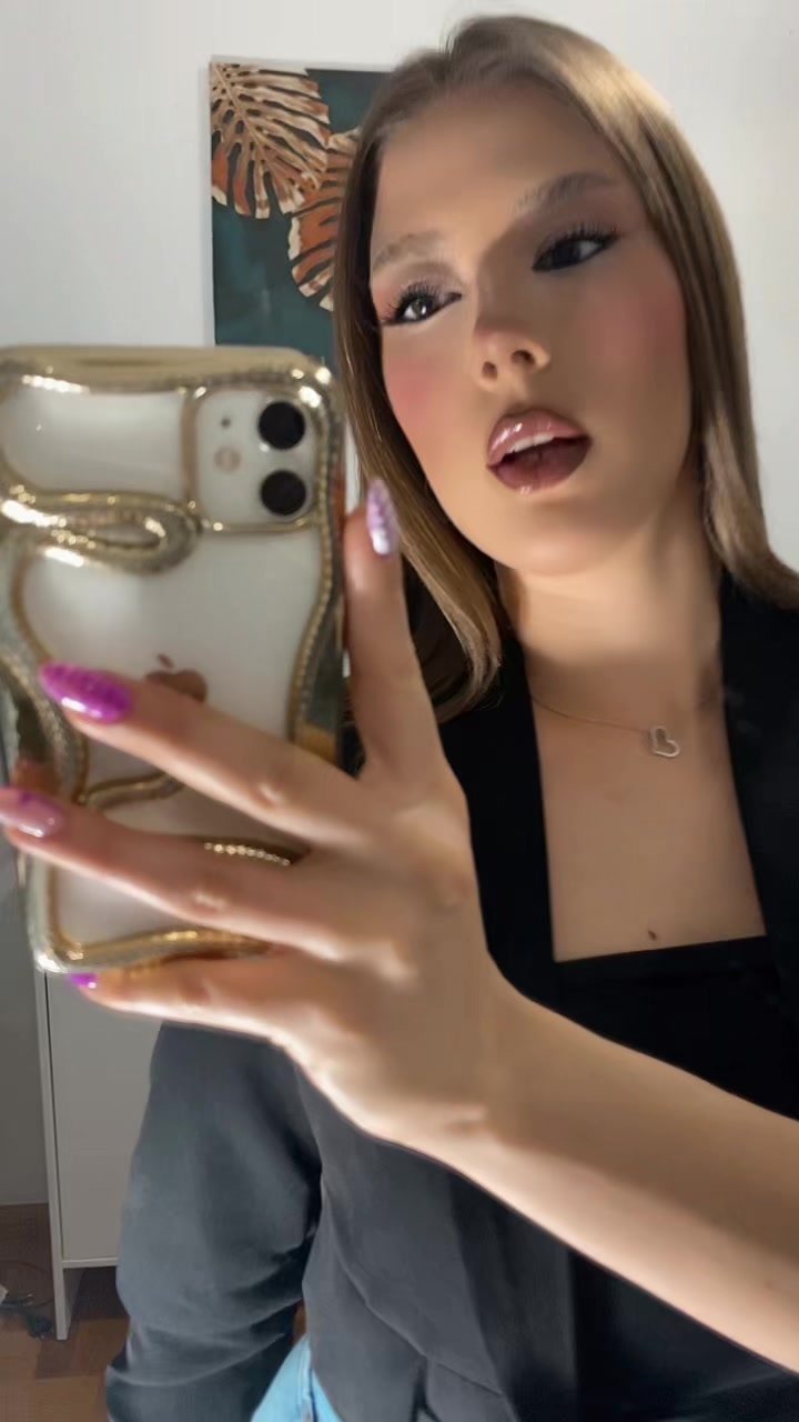 @𝚜𝚊𝚗𝚍𝚛𝚊