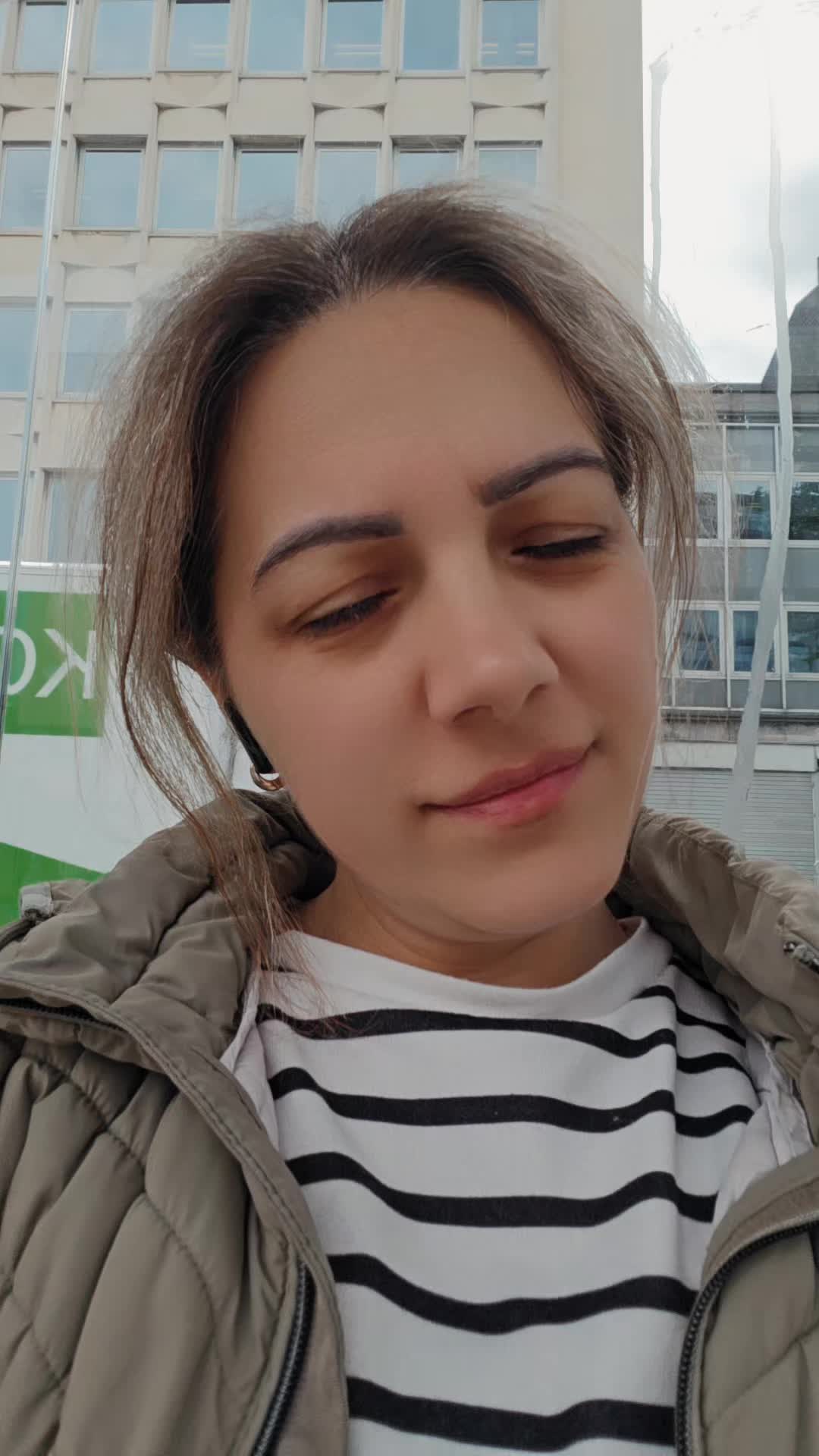 @Lorina V&icirc;lcu