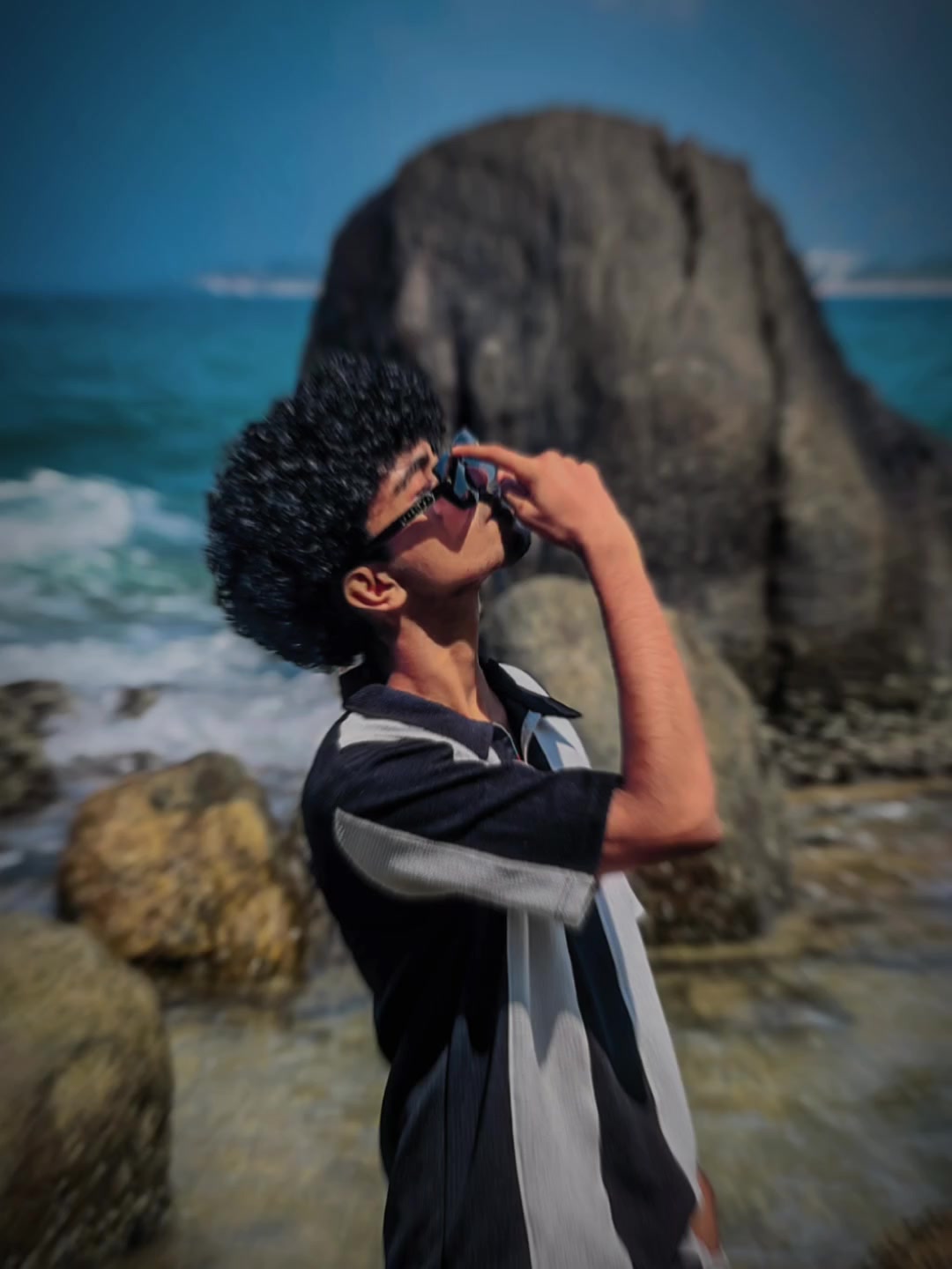 @Anu_Haz 🥂🤍"