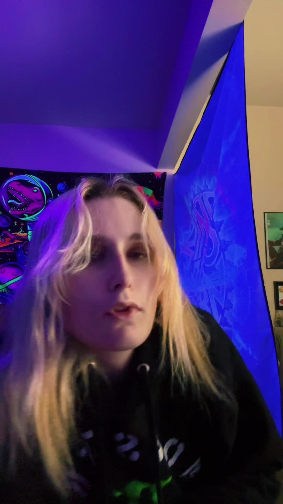 @R̷i̷f̷t̷W̷a̷l̷k̷e̷r̷