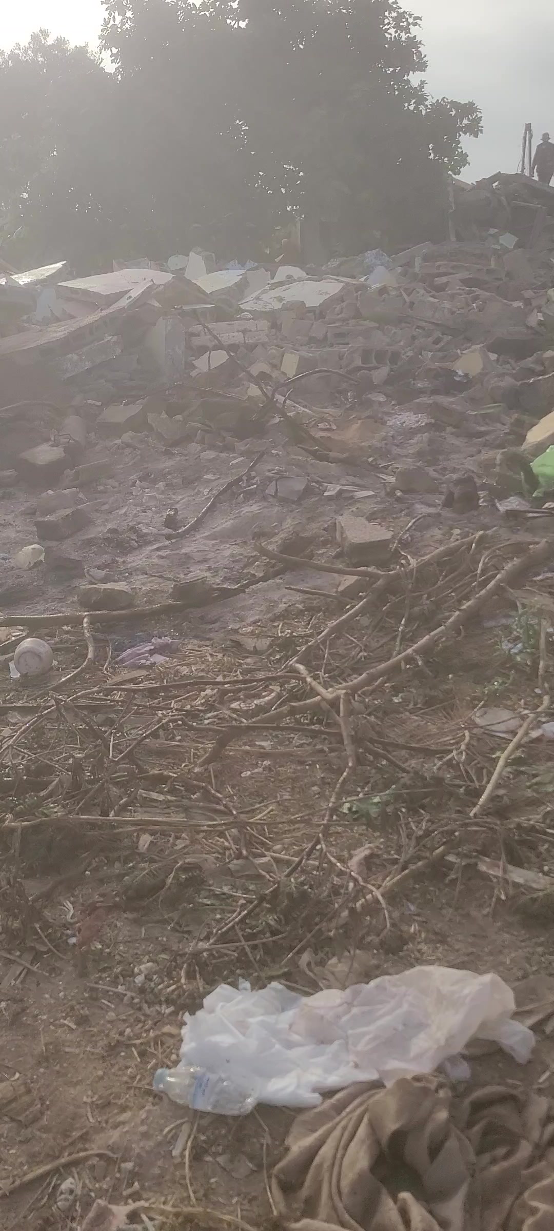 @مينة.       مينة